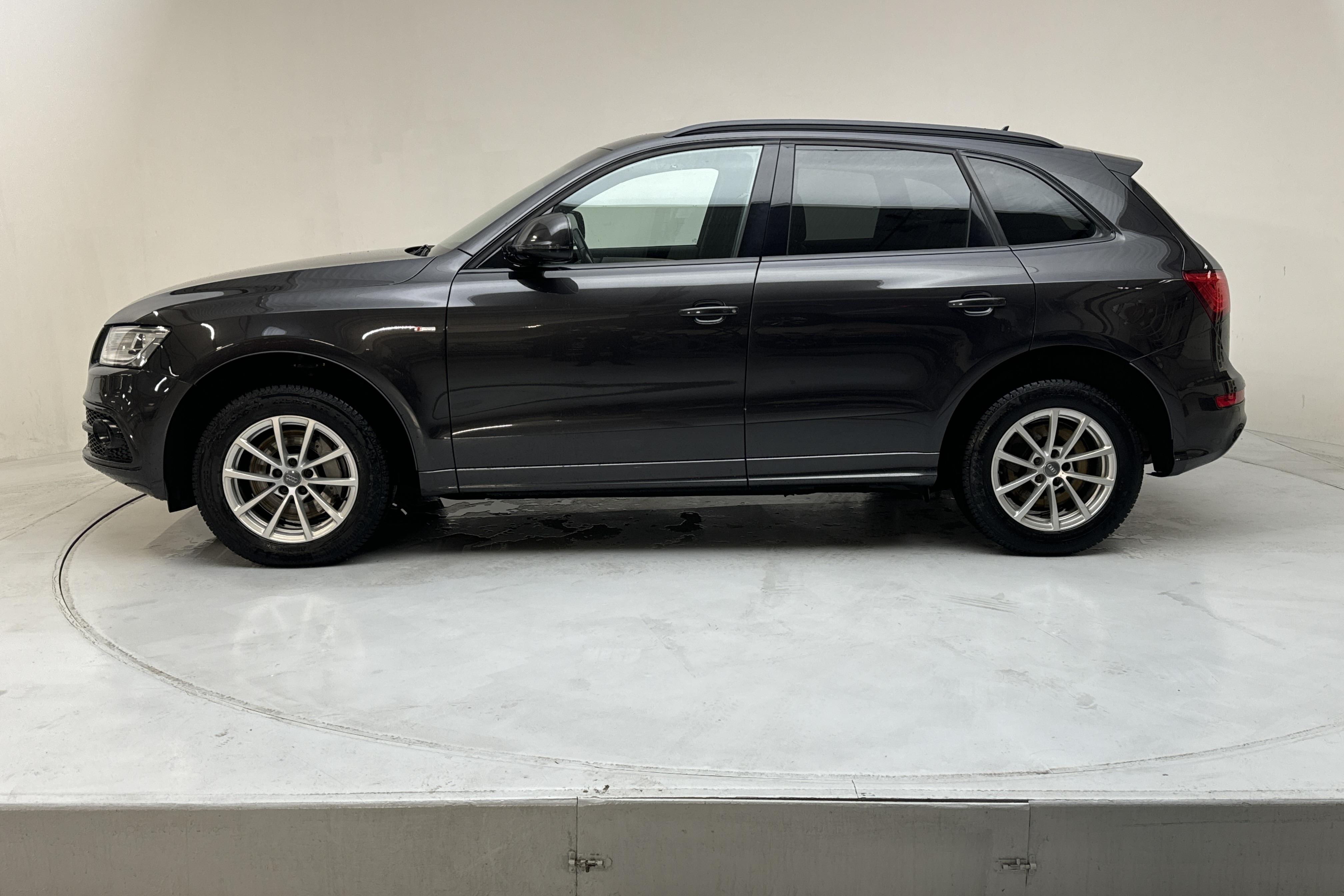 Audi Q5 3.0 TDI clean diesel quattro (258hk) - 161 630 km - Automaattinen - harmaa - 2017