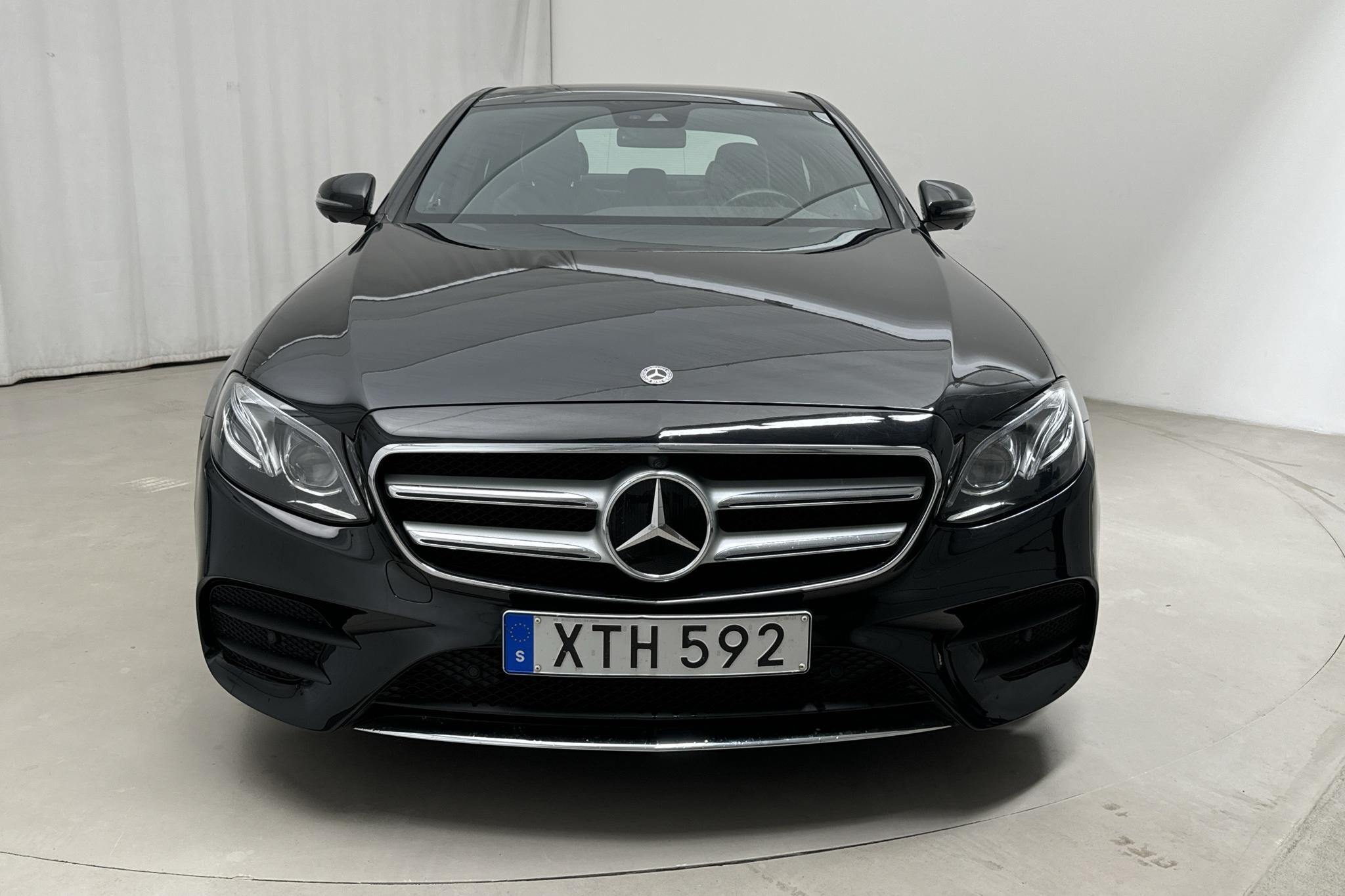 Mercedes E 220 d 4MATIC Sedan W213 (194hk) - 97 170 km - Automaatne - must - 2018