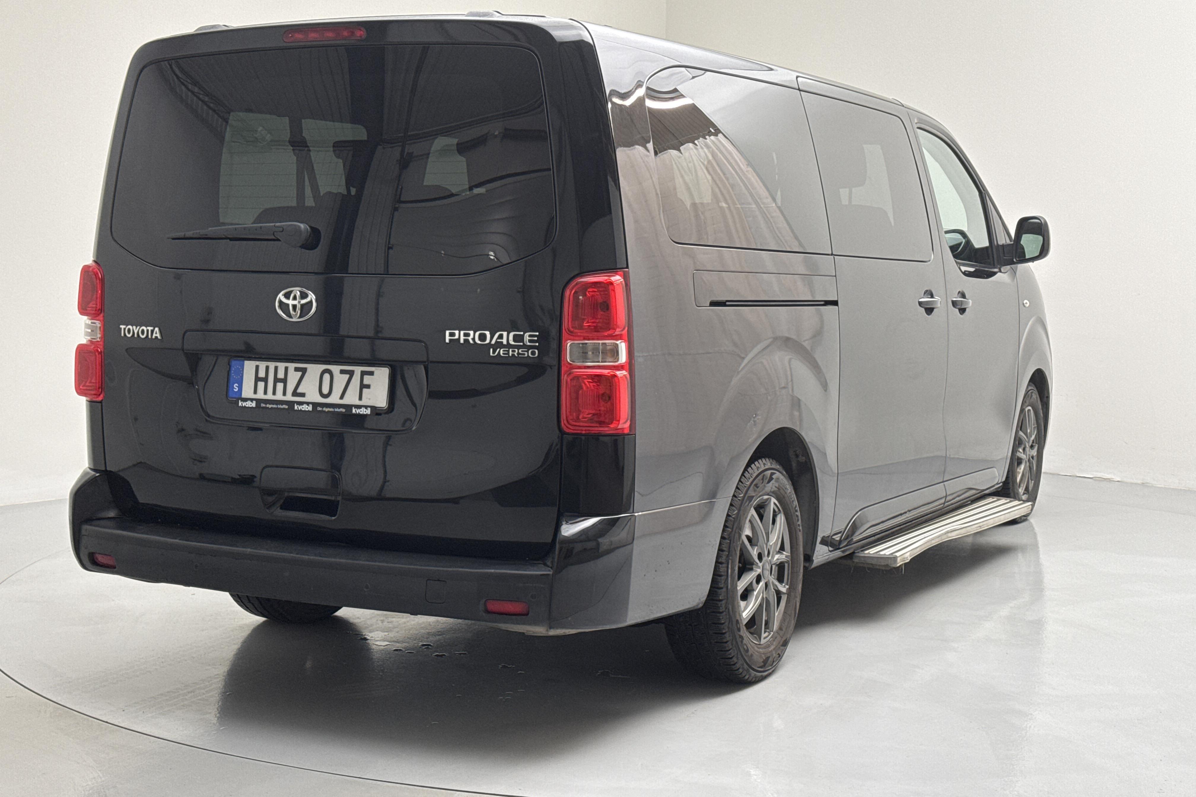 Toyota PROACE Verso 1.5D (120hk) - 33 020 mil - Automat - svart - 2020