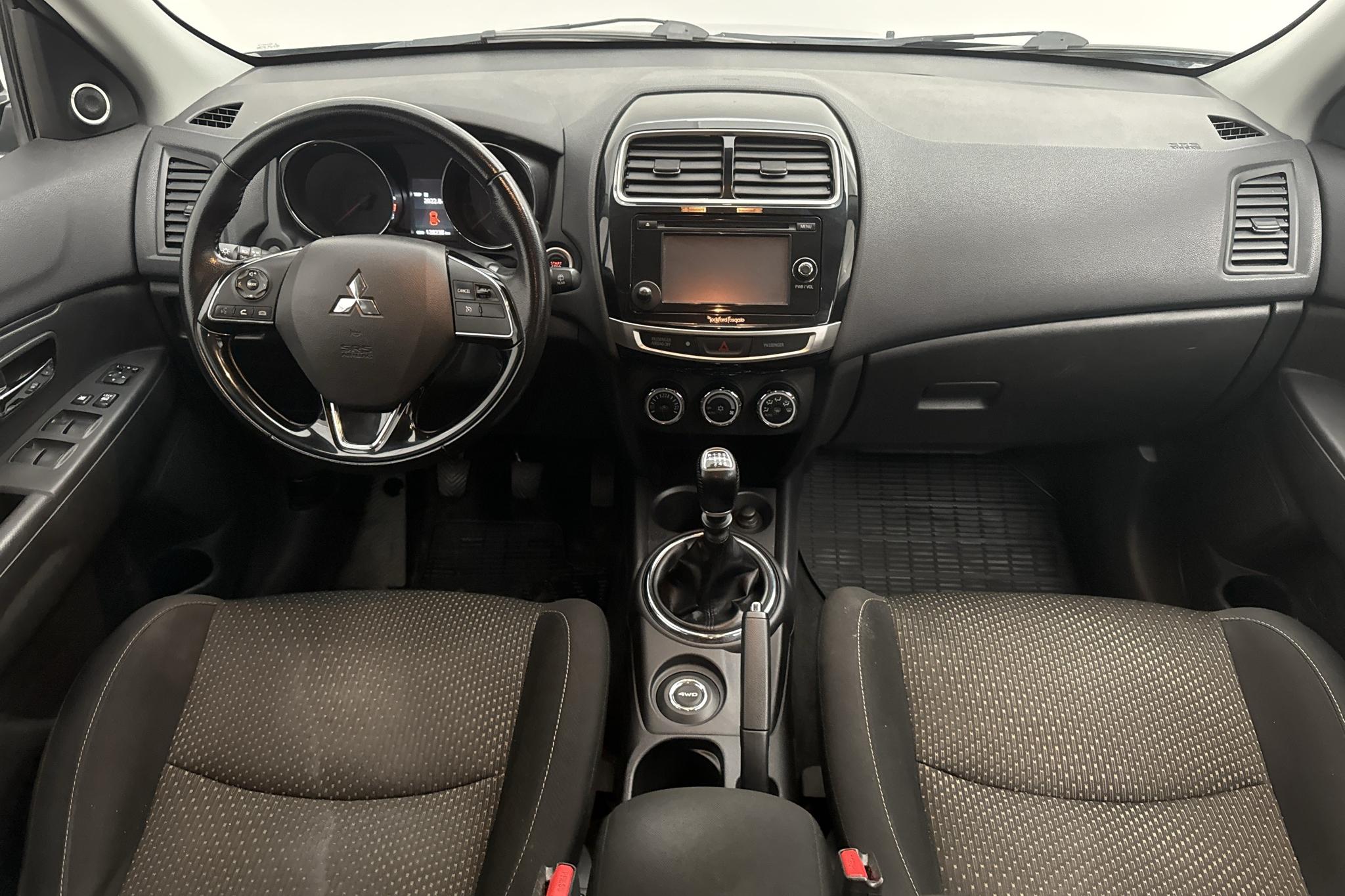 Mitsubishi ASX 1.6D 4WD (114hk) - 128 230 km - Käsitsi - must - 2015