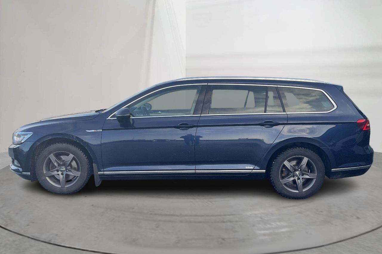 VW Passat 2.0 TDI Sportscombi 4MOTION (190hk) - 15 552 mil - Automat - Dark Blue - 2015