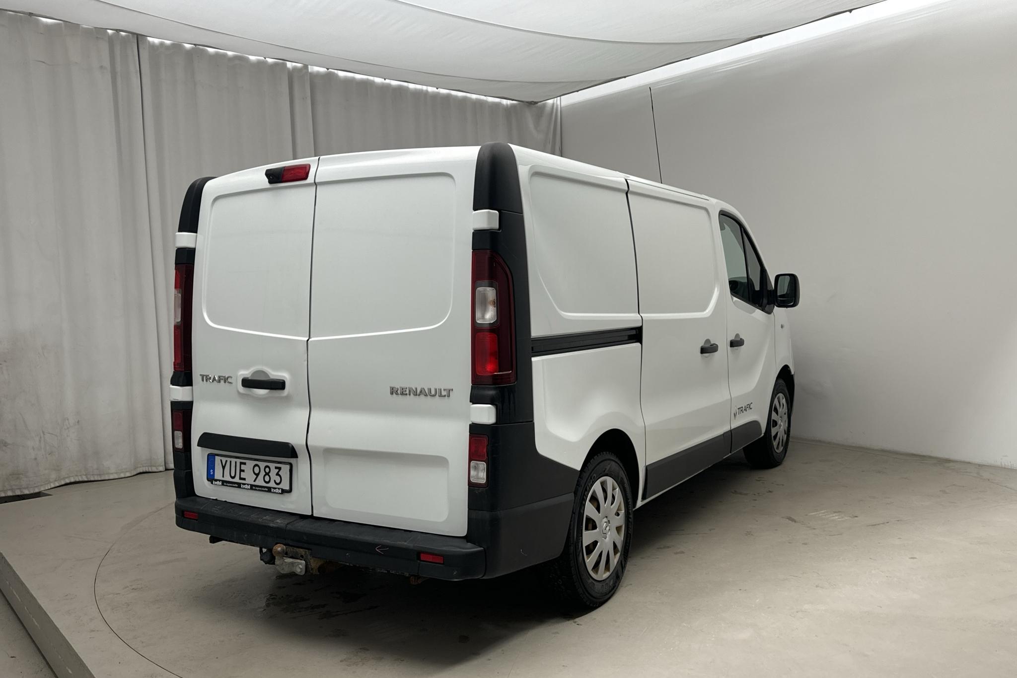 Renault Trafic 1.6 dCi Skåp (95hk) - 20 650 mil - Manuell - vit - 2017