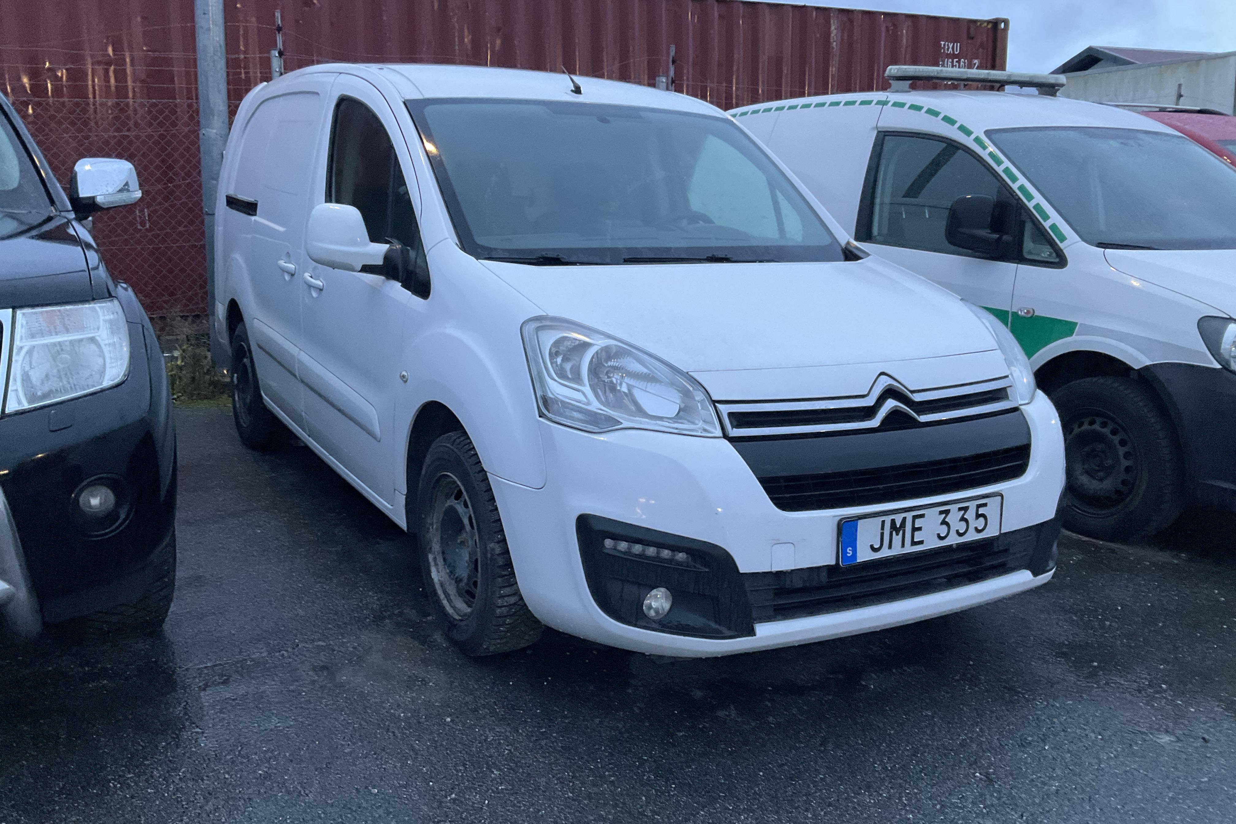 Citroen Berlingo 1.6 BlueHDi Skåp (100hk) - 181 840 km - Manualna - biały - 2015