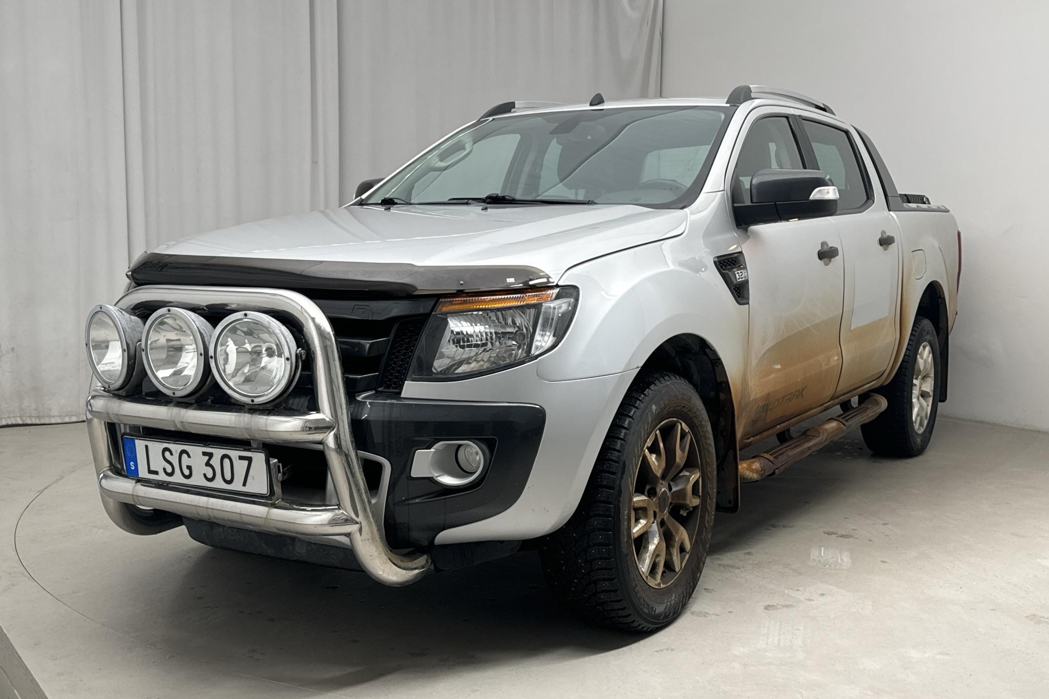 Ford Ranger 3.2 TDCi 4WD (200hk) - 183 570 km - Automaattinen - harmaa - 2015