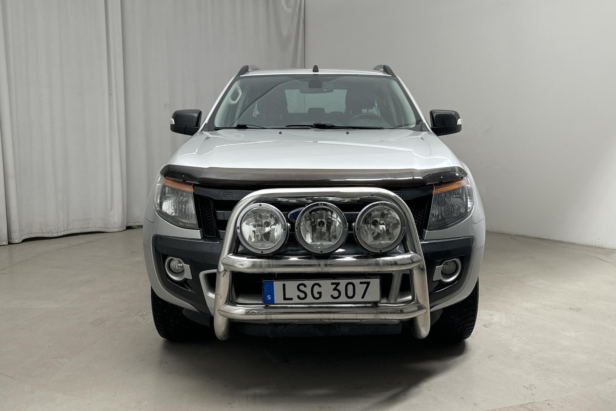 Ford Ranger 3.2 TDCi 4WD (200hk) - 183 570 km - Automaattinen - harmaa - 2015