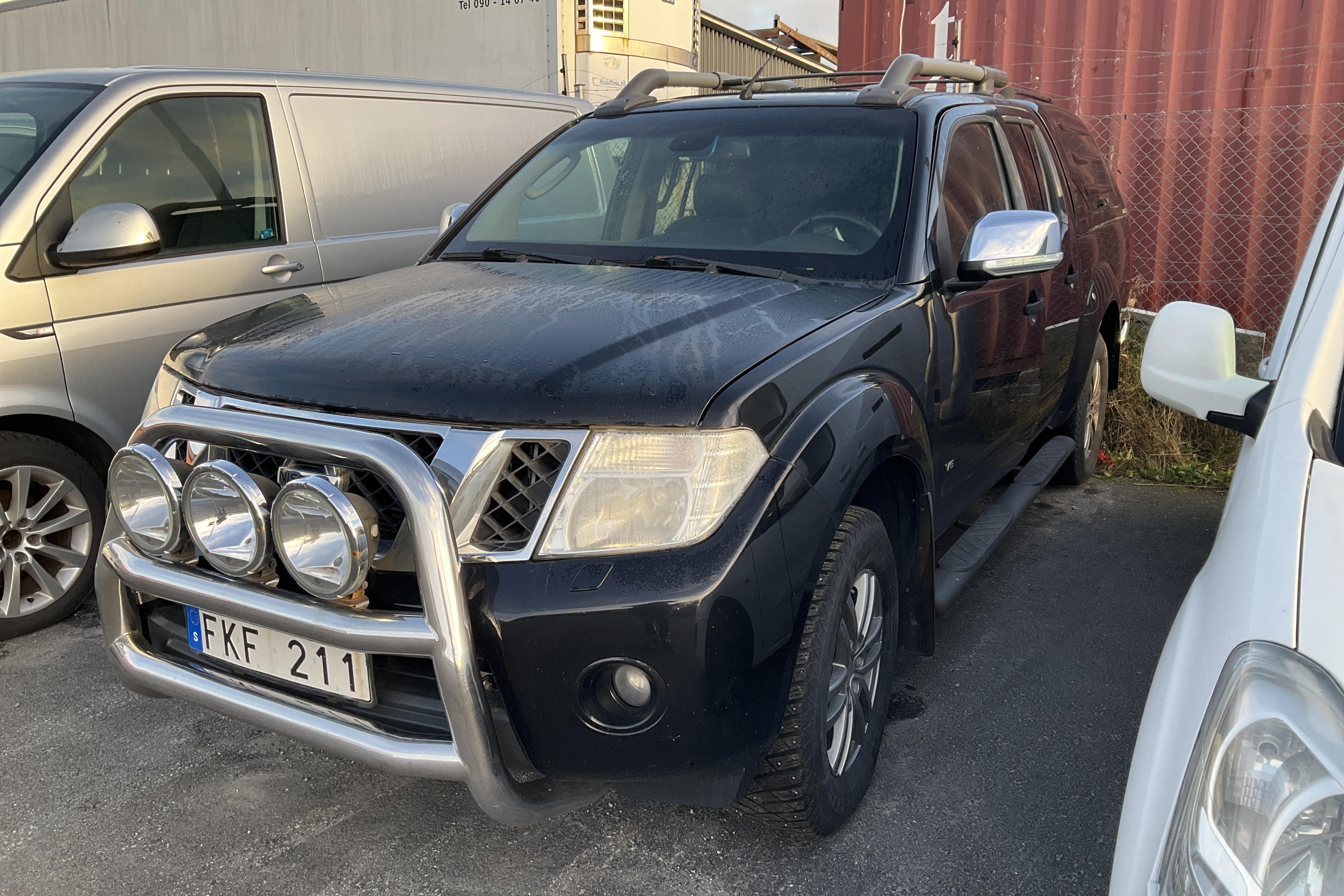 Nissan Navara 3.0 dCi V6 (231hk) - 180 000 km - Automaatne - must - 2013