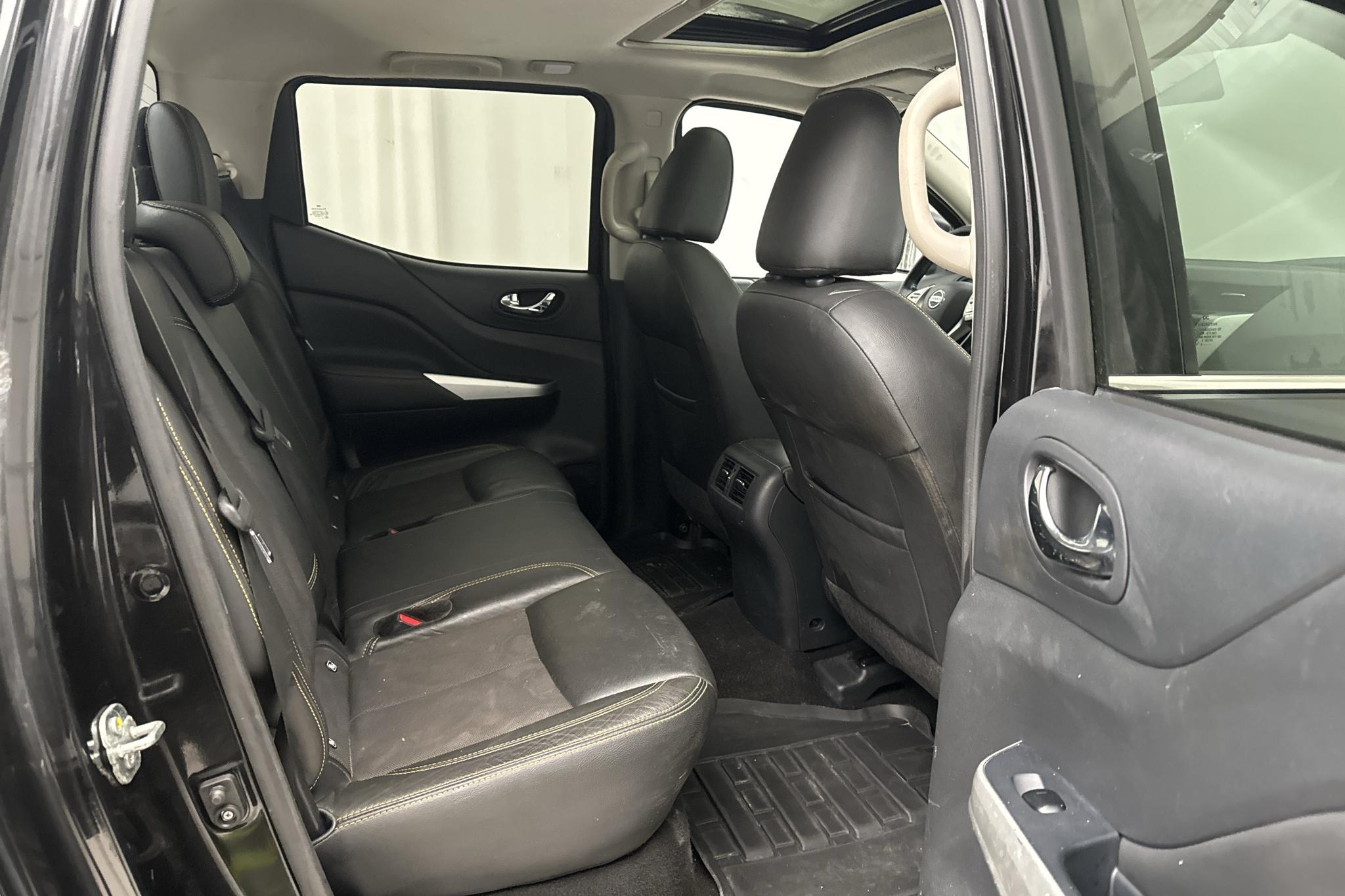 Nissan Navara 2.3 dCi 4x4 (190hk) - 15 212 mil - Automat - svart - 2019