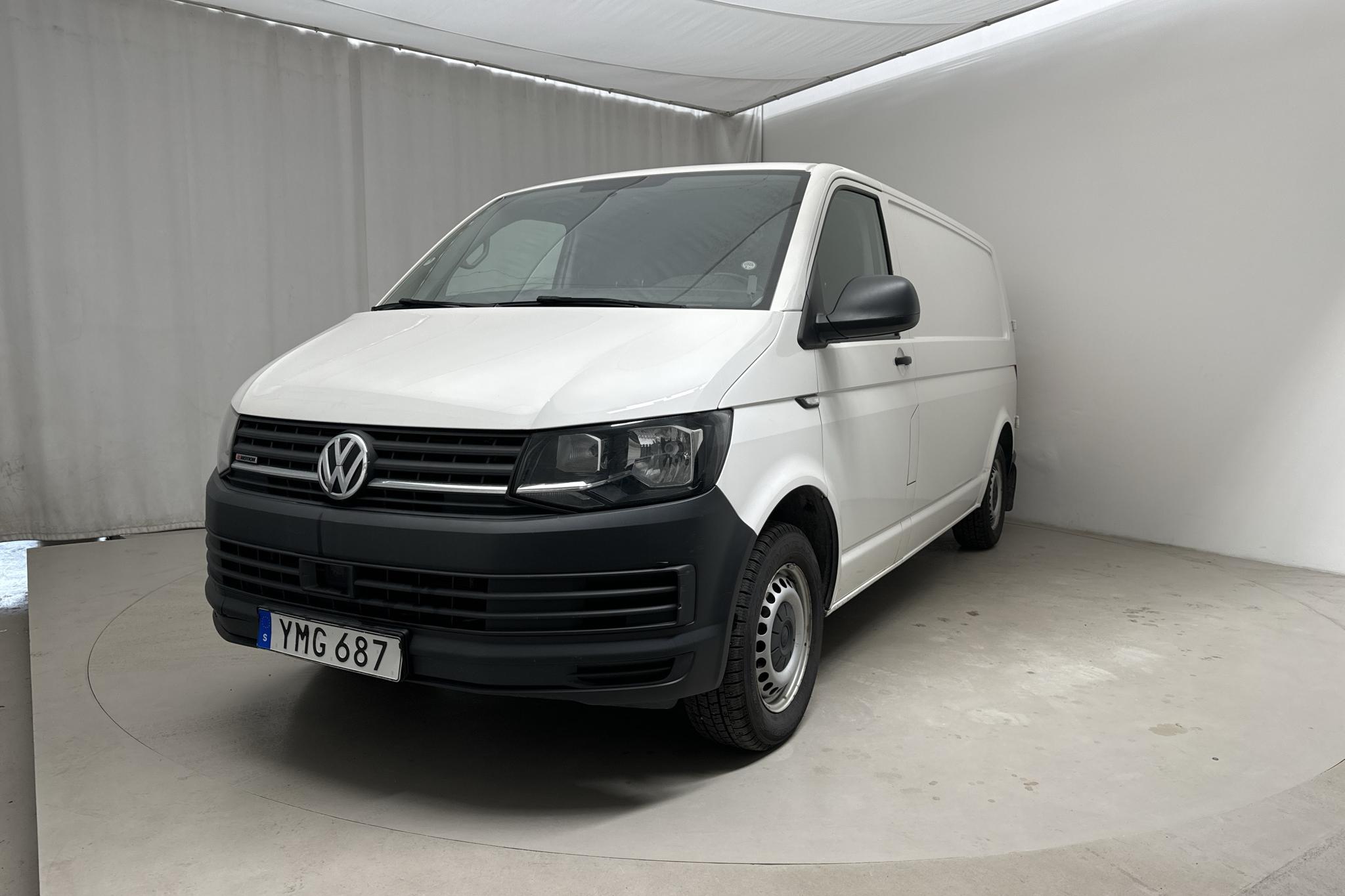 VW Transporter T6 2.0 TDI BMT Skåp 4MOTION (150hk) - 141 400 km - Käsitsi - valge - 2017