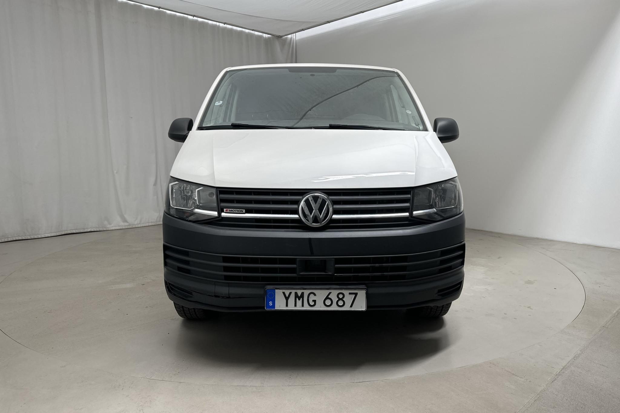 VW Transporter T6 2.0 TDI BMT Skåp 4MOTION (150hk) - 141 400 km - Käsitsi - valge - 2017