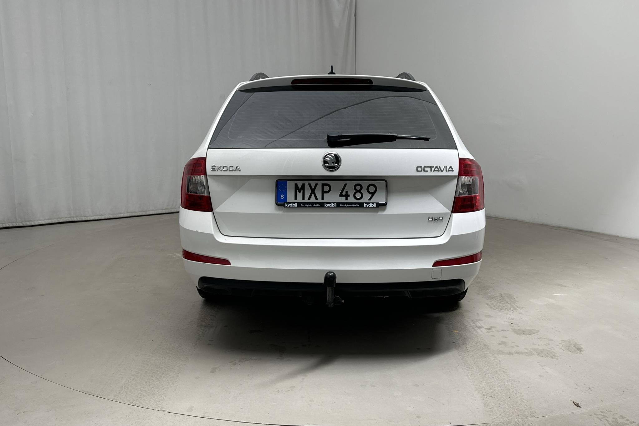 Skoda Octavia III 1.6 TDI Combi 4X4 (110hk) - 9 494 mil - Manuell - vit - 2016