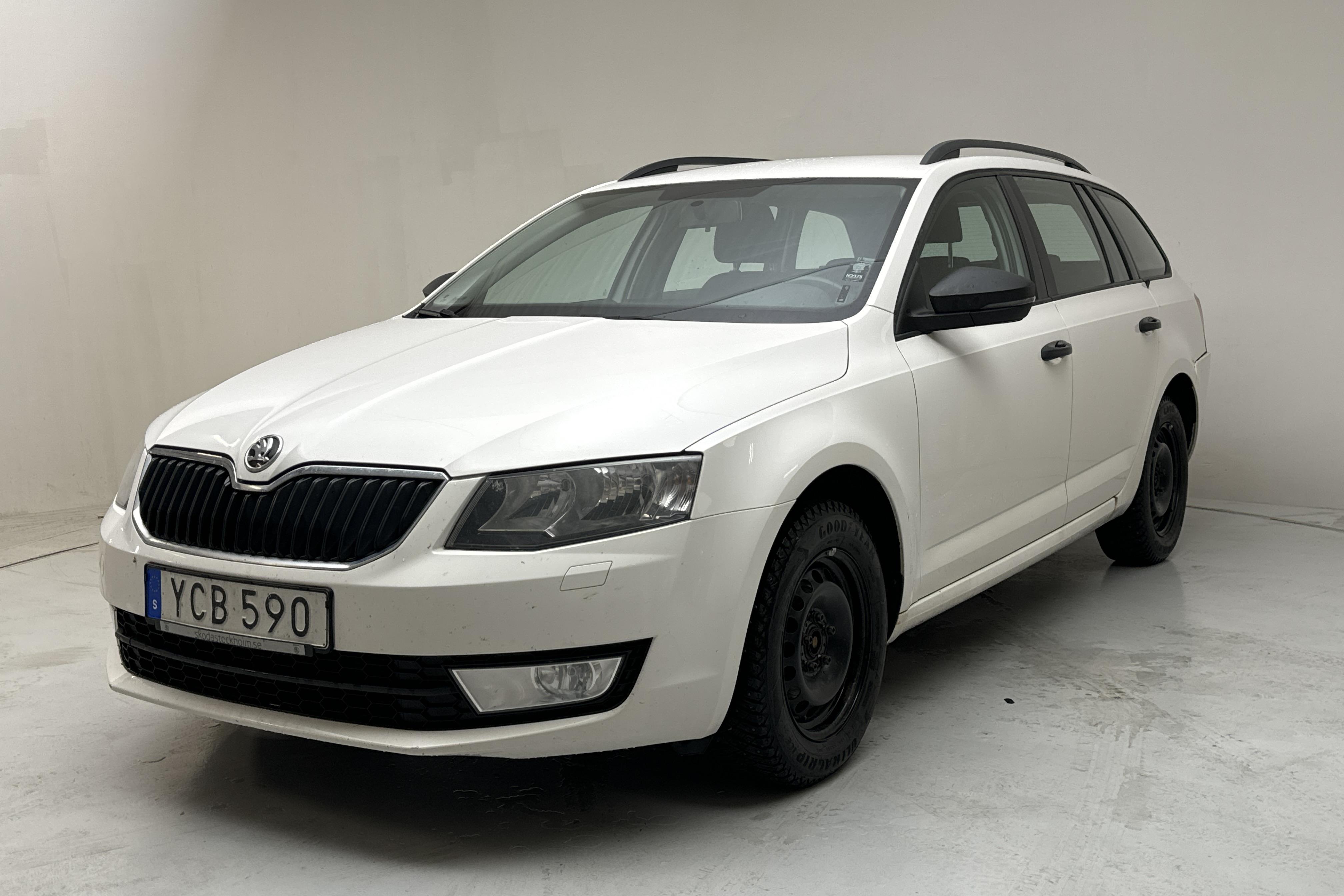 Skoda Octavia III 1.6 TDI Combi 4X4 (110hk) - 22 467 mil - Manuell - vit - 2016