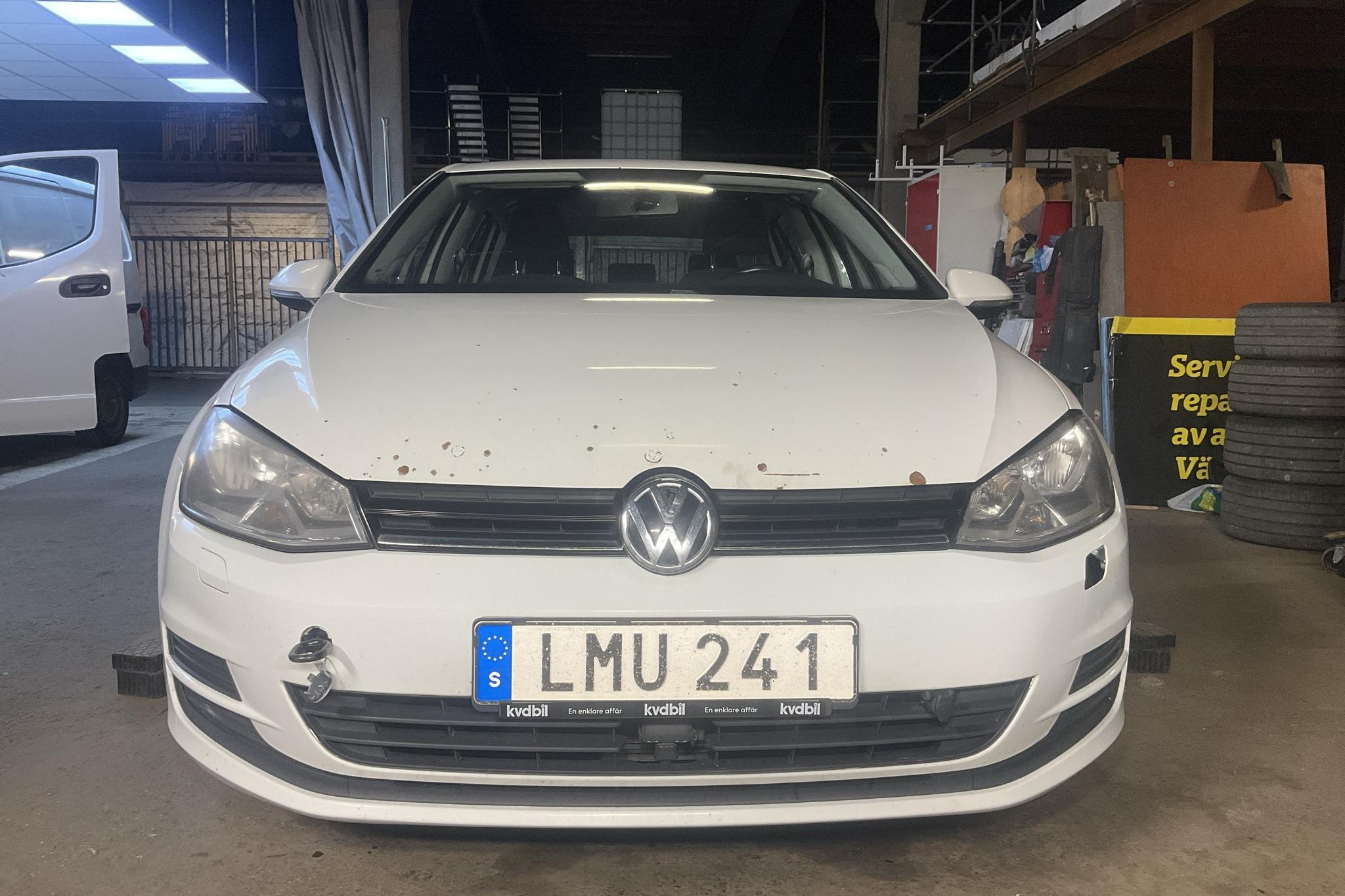 VW Golf VII 1.2 TSI 5dr (105hk) - 201 130 km - Käsitsi - valge - 2014