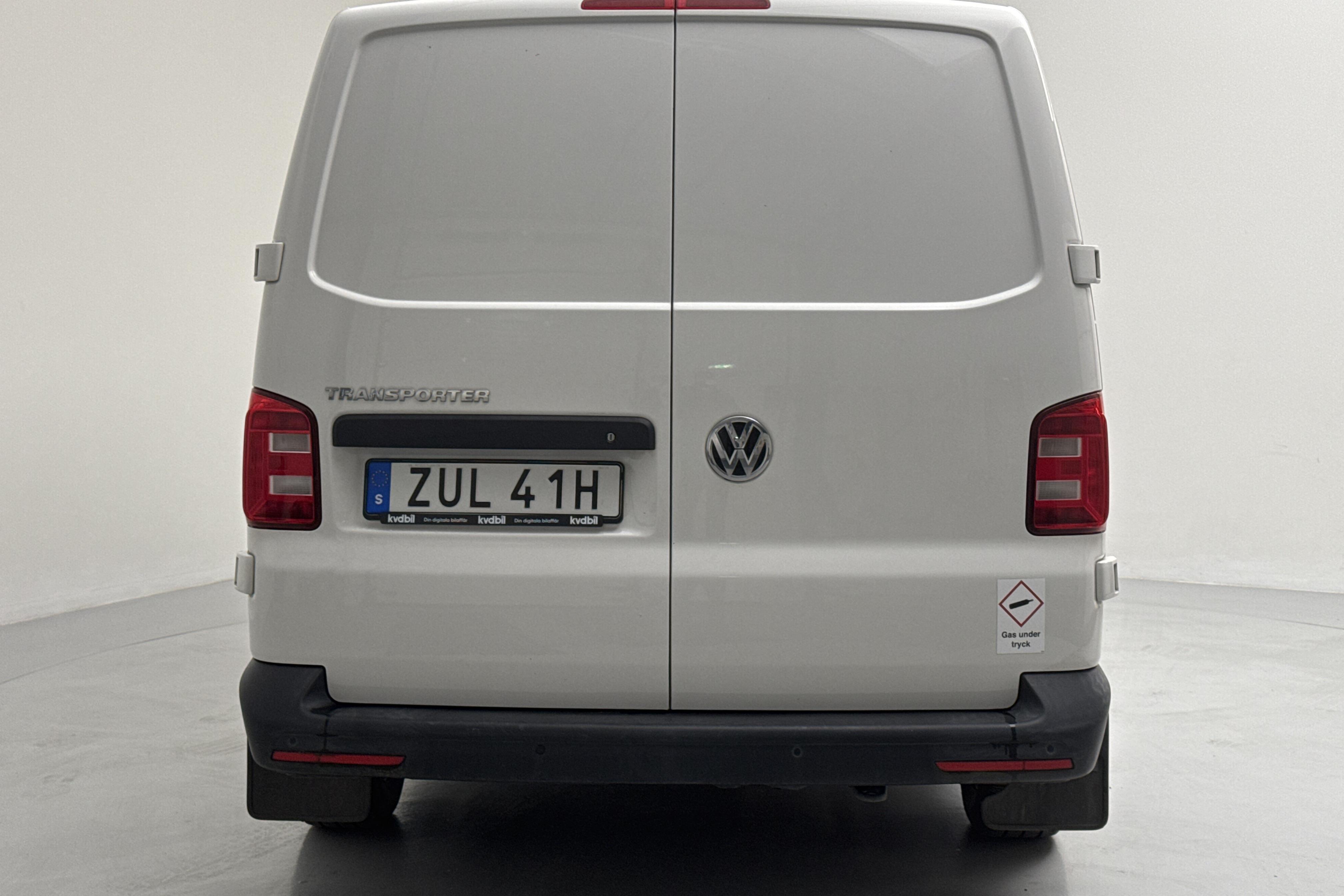 VW Transporter T6 2.0 TDI BMT Skåp (150hk) - 79 240 km - Automaatne - valge - 2019