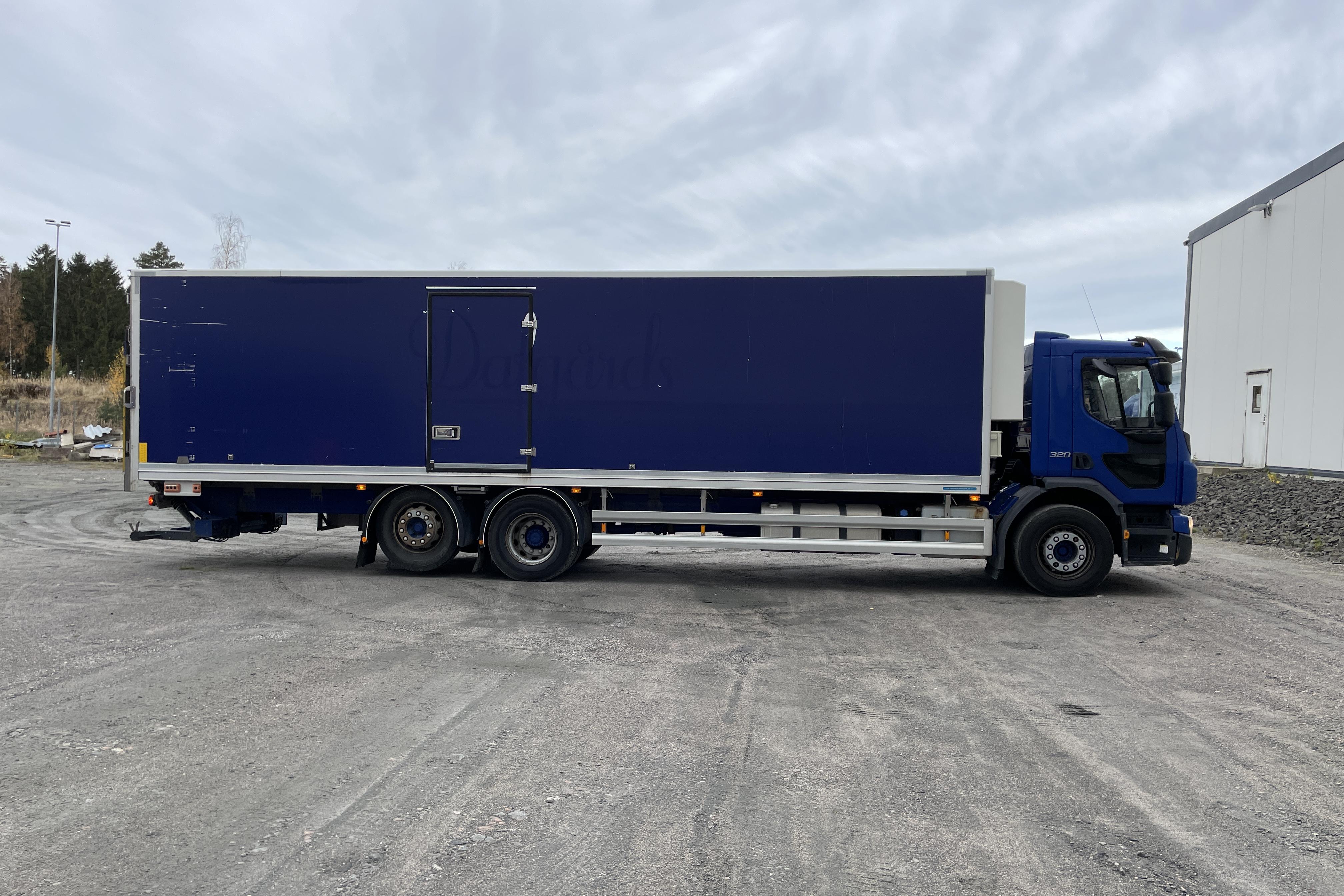 Volvo FE320 - 432 256 km - Automatyczna