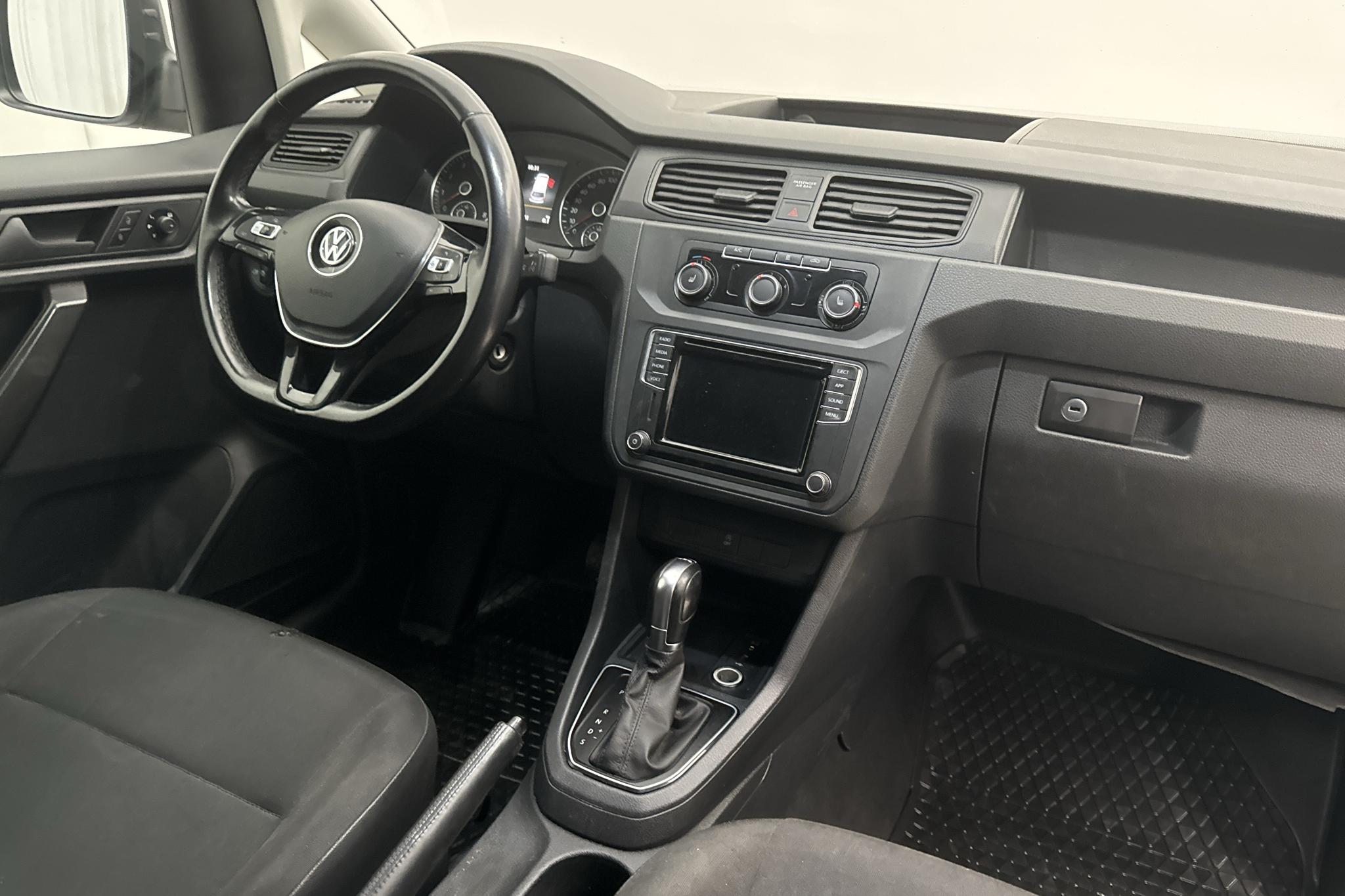 VW Caddy 1.4 TSI Skåp (125hk) - 12 470 mil - Automat - vit - 2019