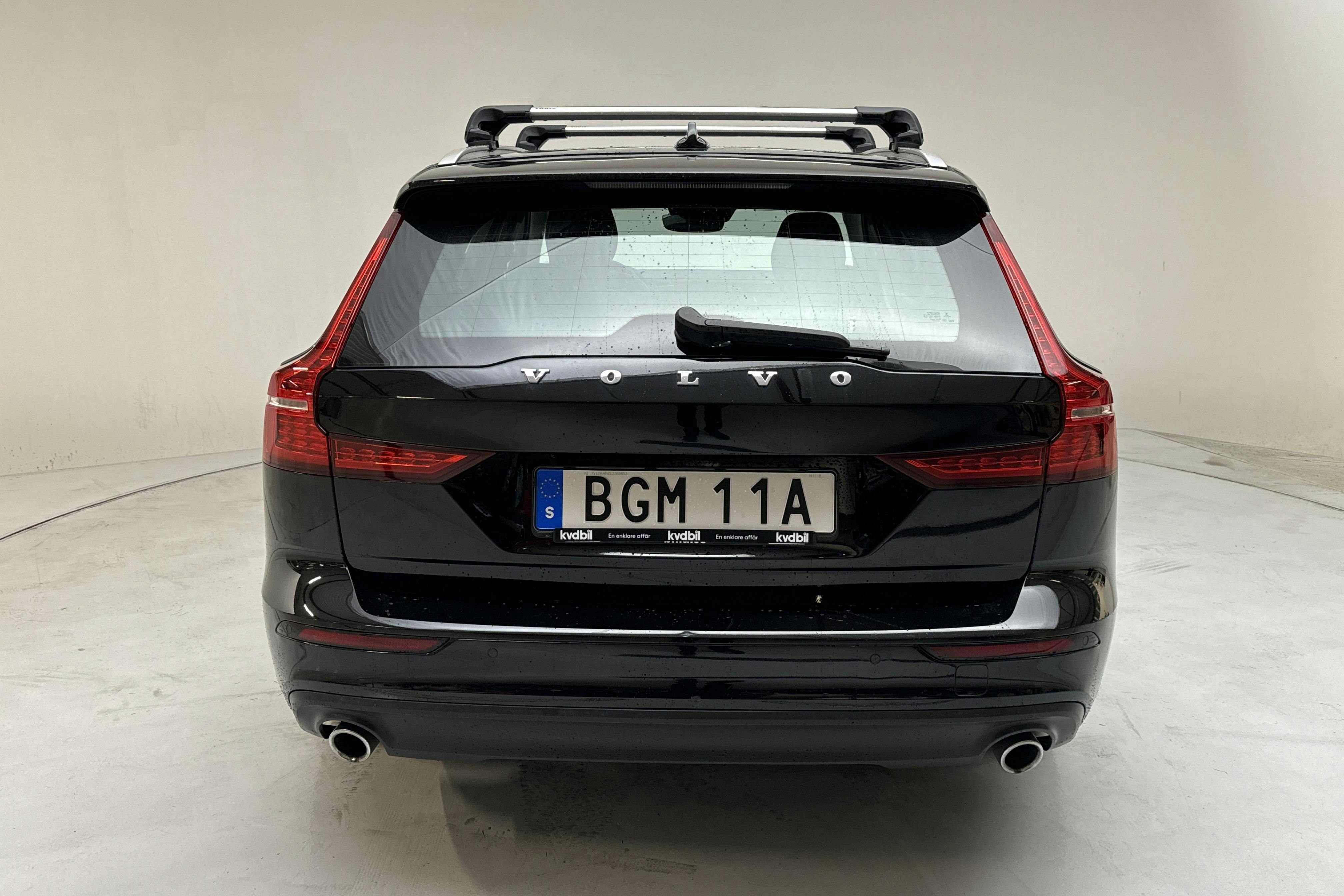 Volvo V60 D4 (190hk) - 174 500 km - Automatyczna - czarny - 2020