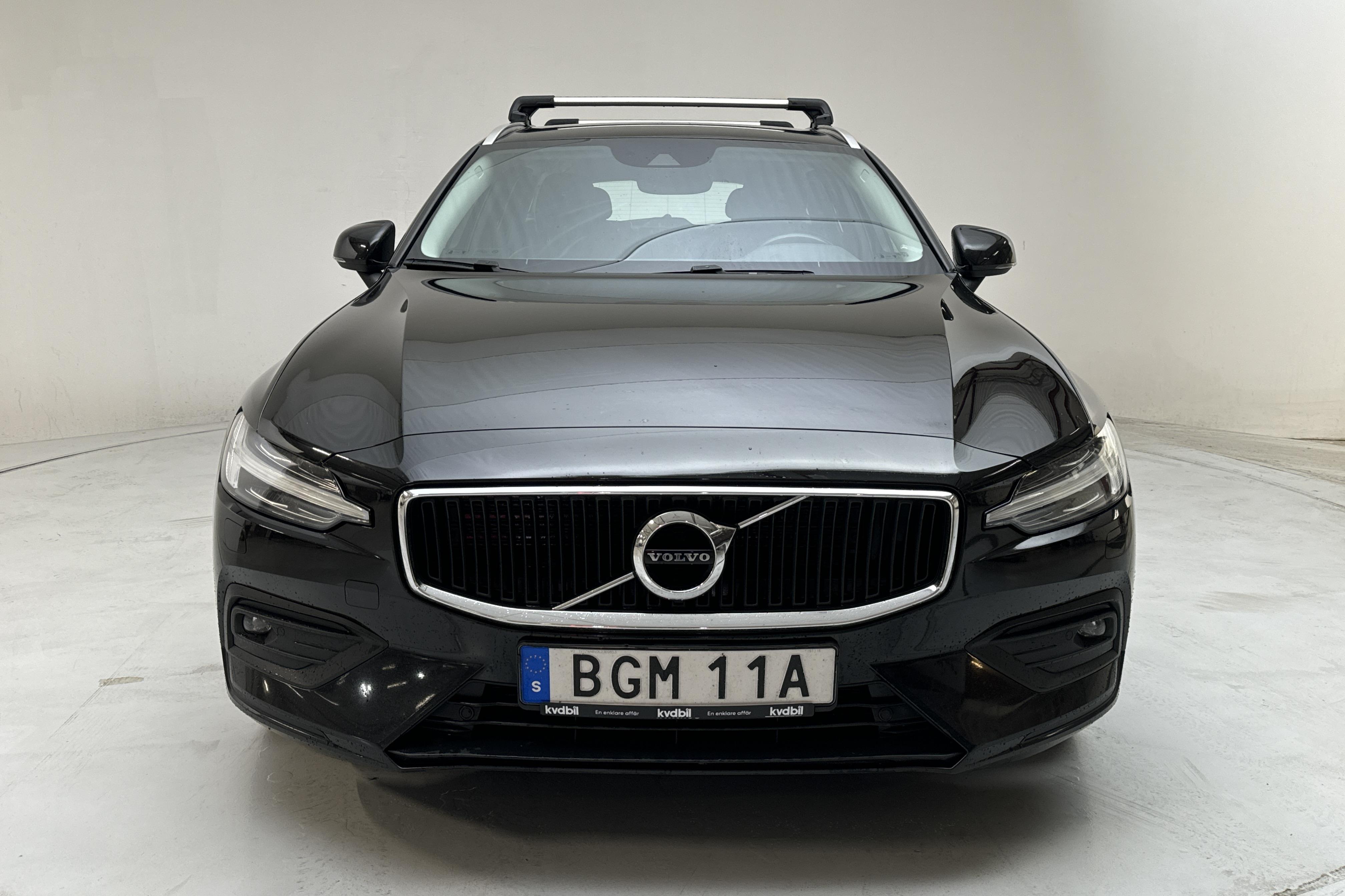 Volvo V60 D4 (190hk) - 174 500 km - Automatyczna - czarny - 2020