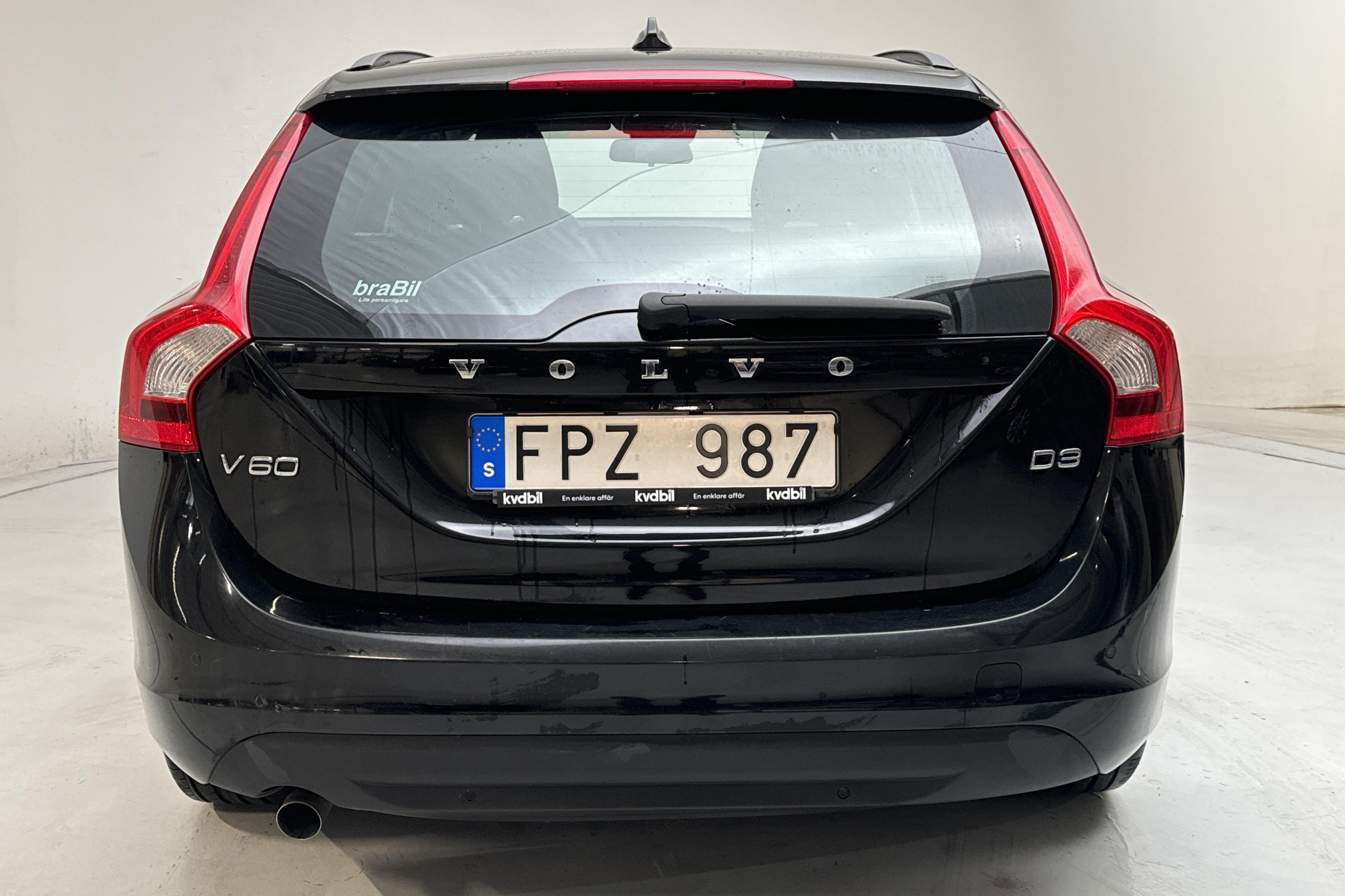 Volvo V60 D3 (163hk) - 285 370 km - Manual - black - 2011