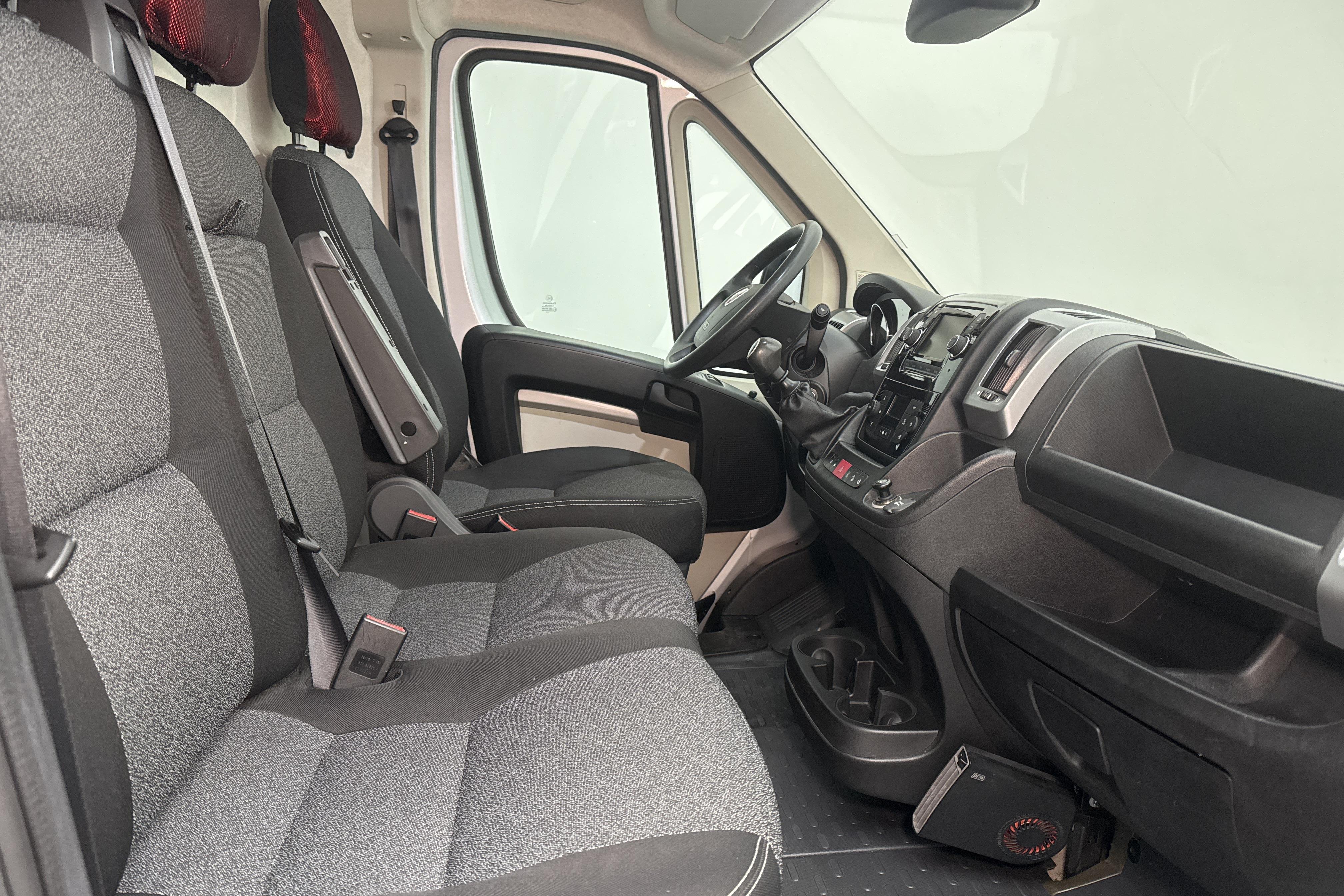 Fiat Ducato 2.3 Multijet Skåp (131hk) - 113 900 km - Manuaalinen - harmaa - 2014