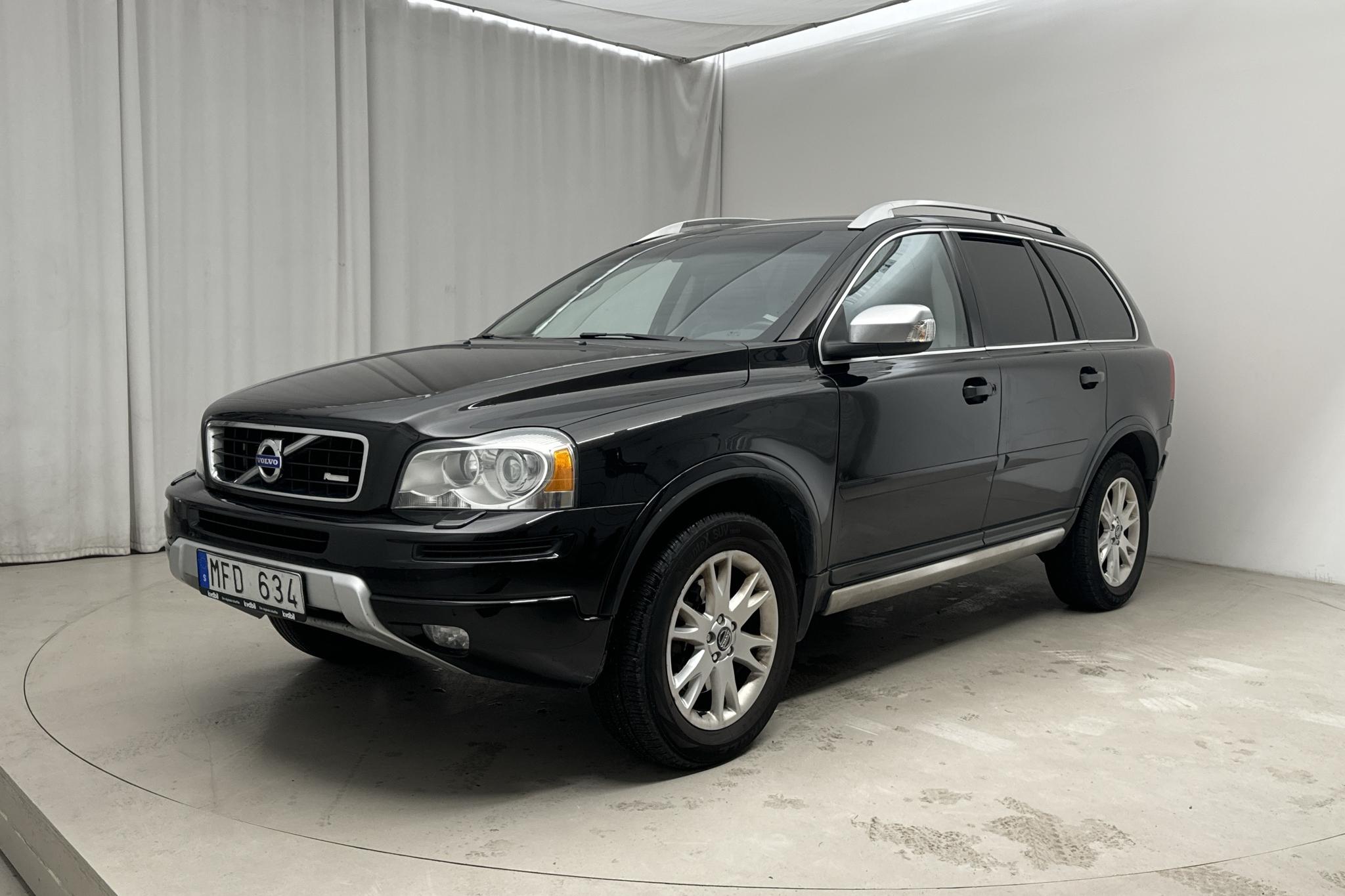 Volvo XC90 D5 AWD (200hk) - 25 400 mil - Automat - svart - 2012