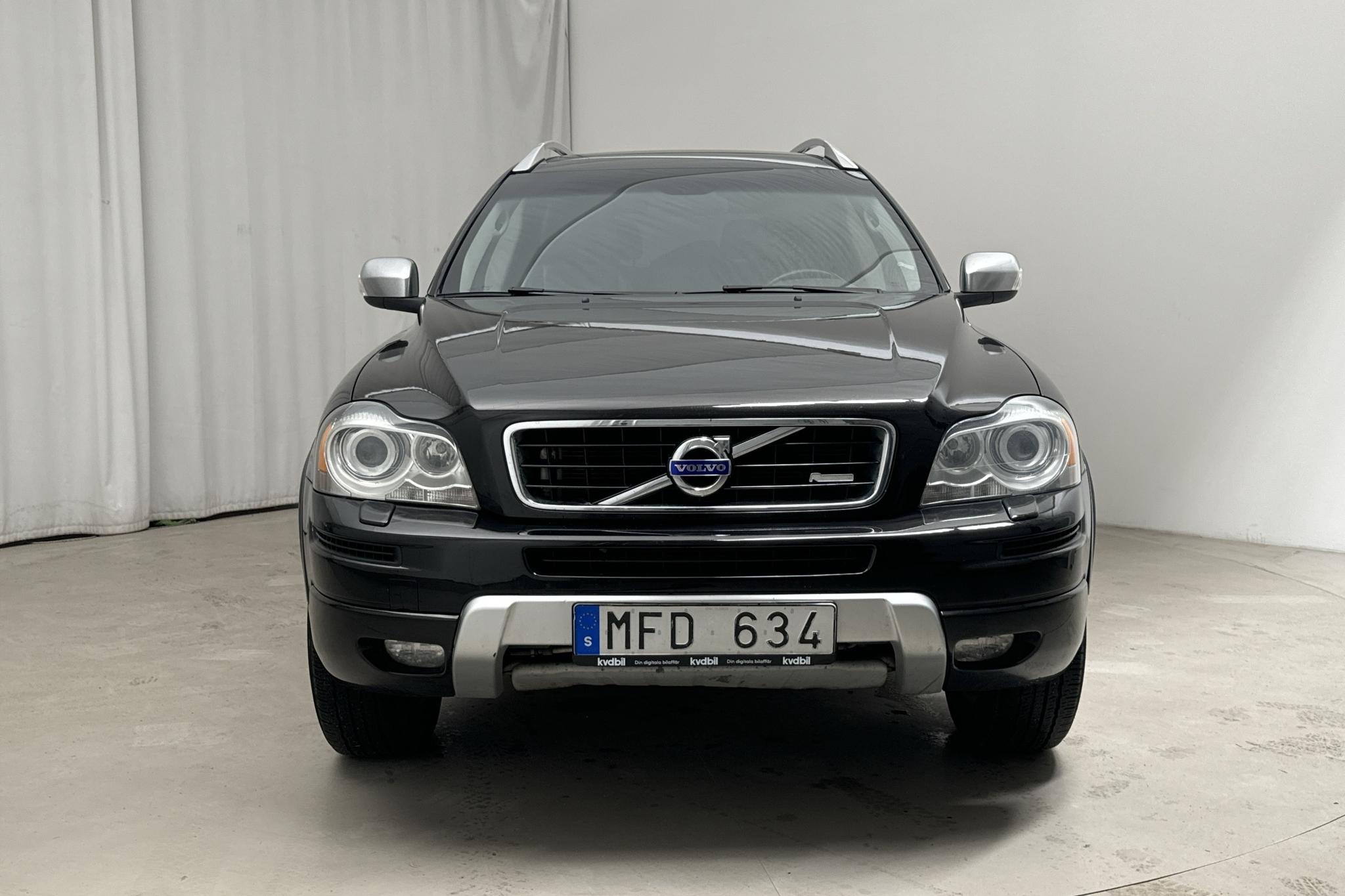 Volvo XC90 D5 AWD (200hk) - 25 400 mil - Automat - svart - 2012