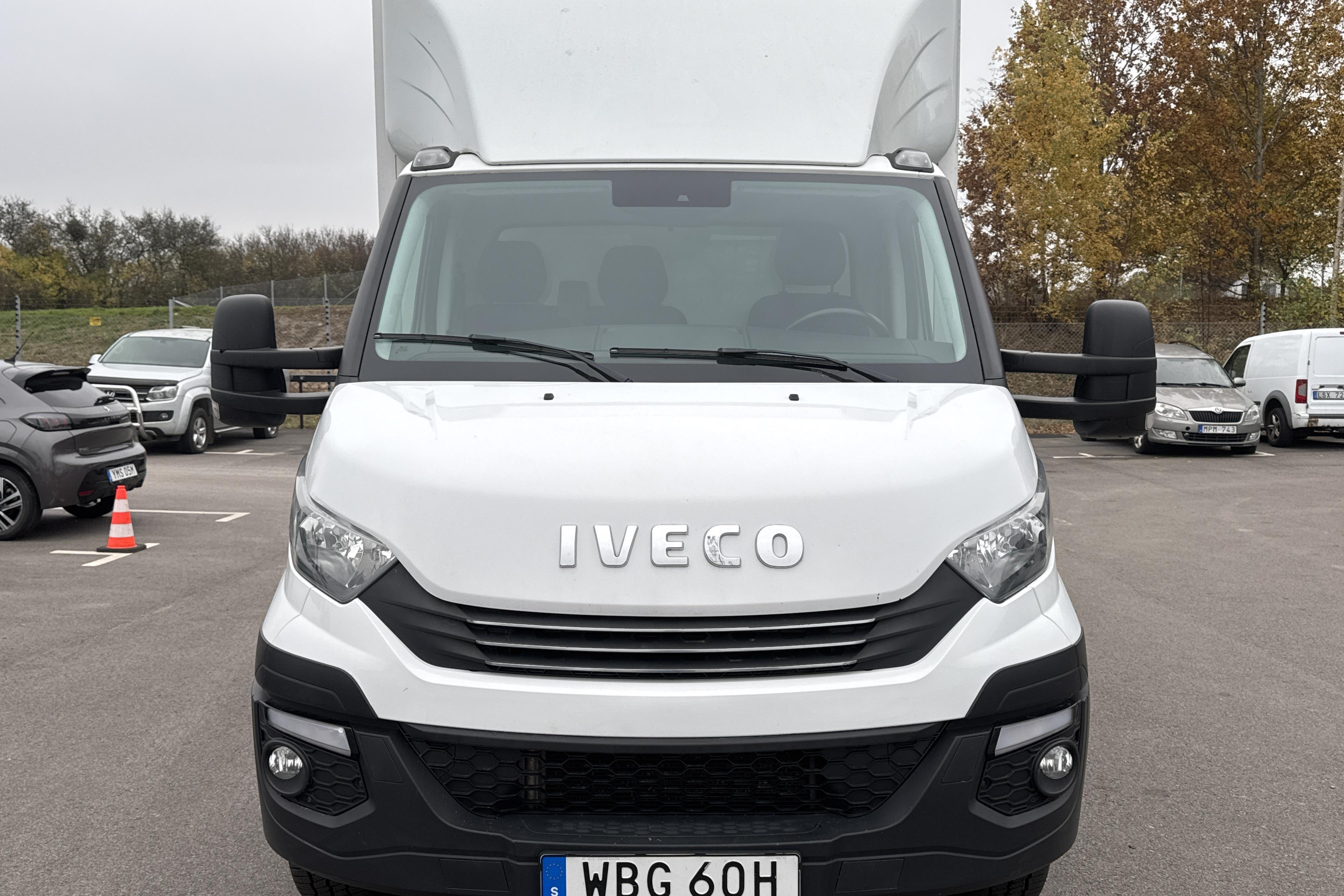 Iveco Daily 35 2.3 Volymskåp (156hk) - 172 770 km - Automaattinen - valkoinen - 2019