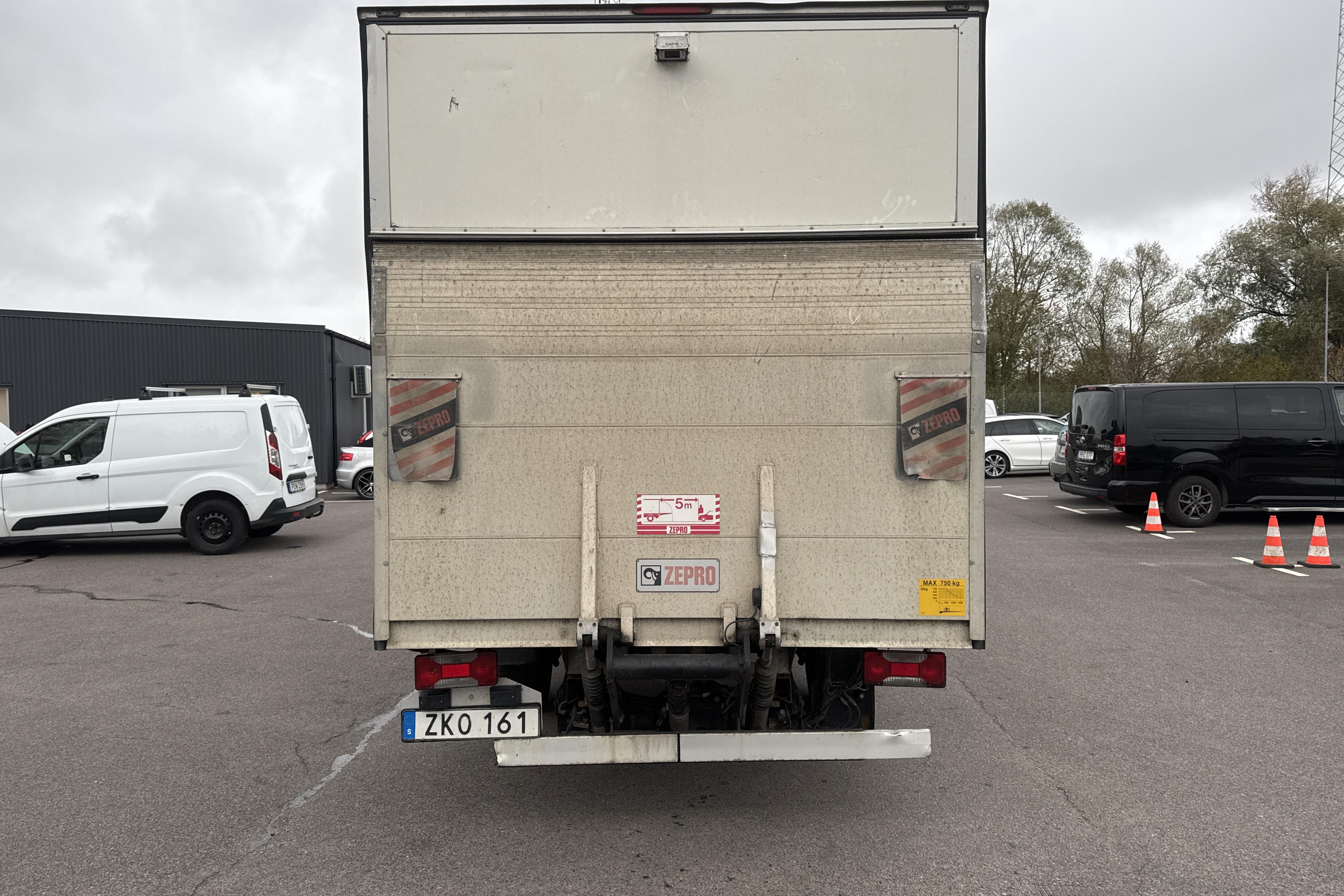 Iveco Daily 35 2.3 (156hk) - 269 710 km - Automatyczna - biały - 2018