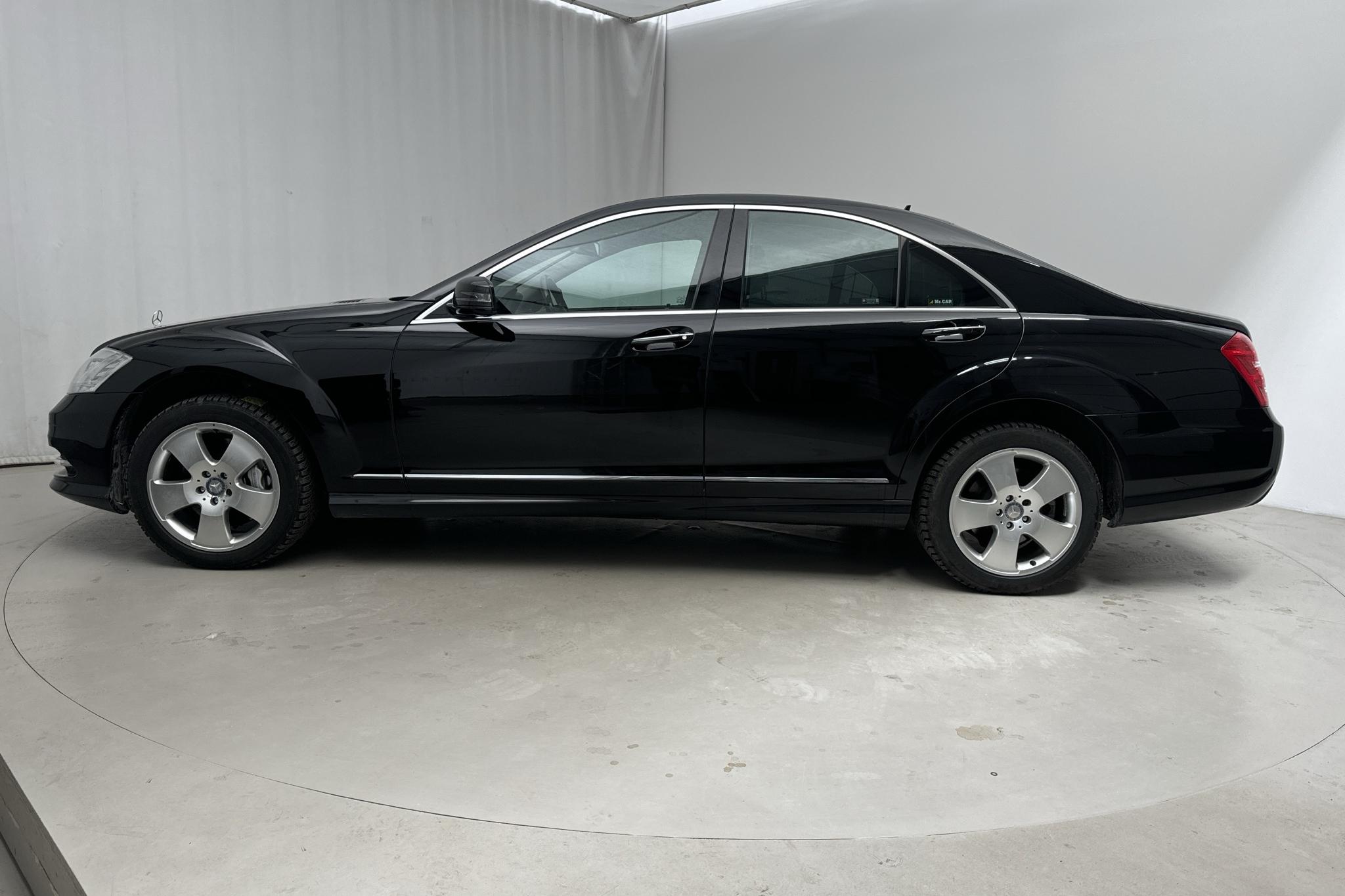 Mercedes S 350 4Matic W221 (272hk) - 112 530 km - Automaatne - must - 2010