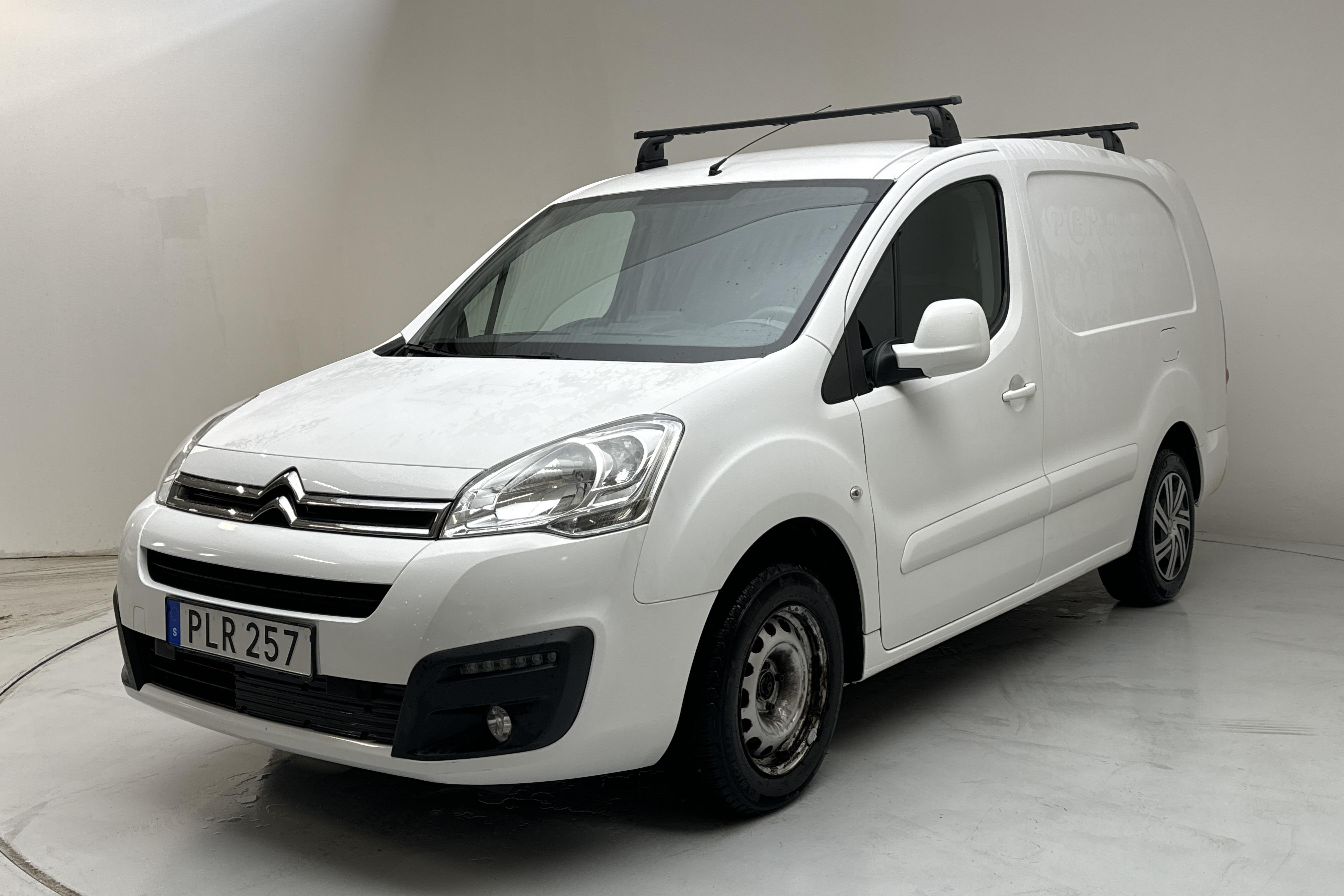 Citroen Berlingo 1.6 BlueHDi Skåp (100hk) - 93 340 km - Manualna - biały - 2017