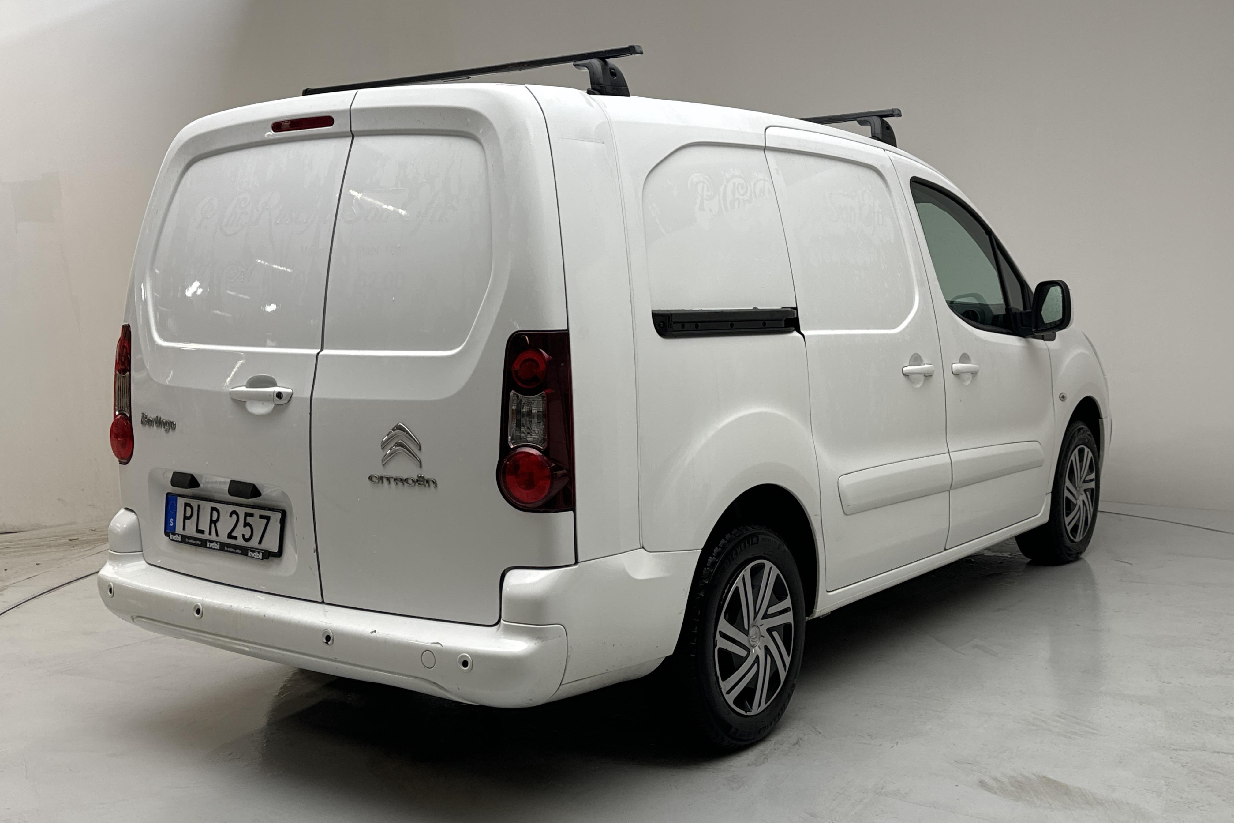 Citroen Berlingo 1.6 BlueHDi Skåp (100hk) - 93 340 km - Käsitsi - valge - 2017