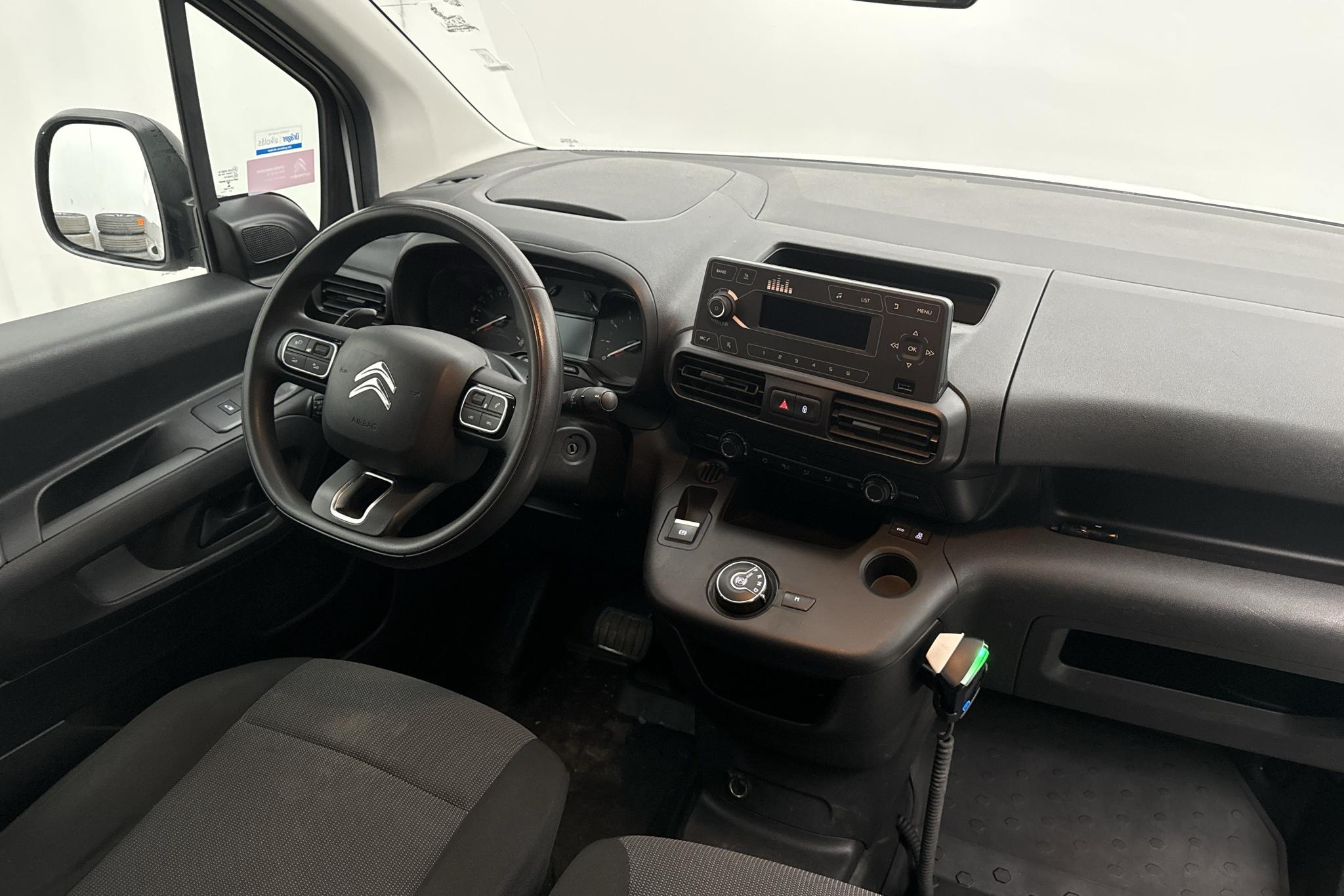 Citroen Berlingo 1.5 BlueHDi Skåp (130hk) - 90 890 km - Automatic - white - 2021