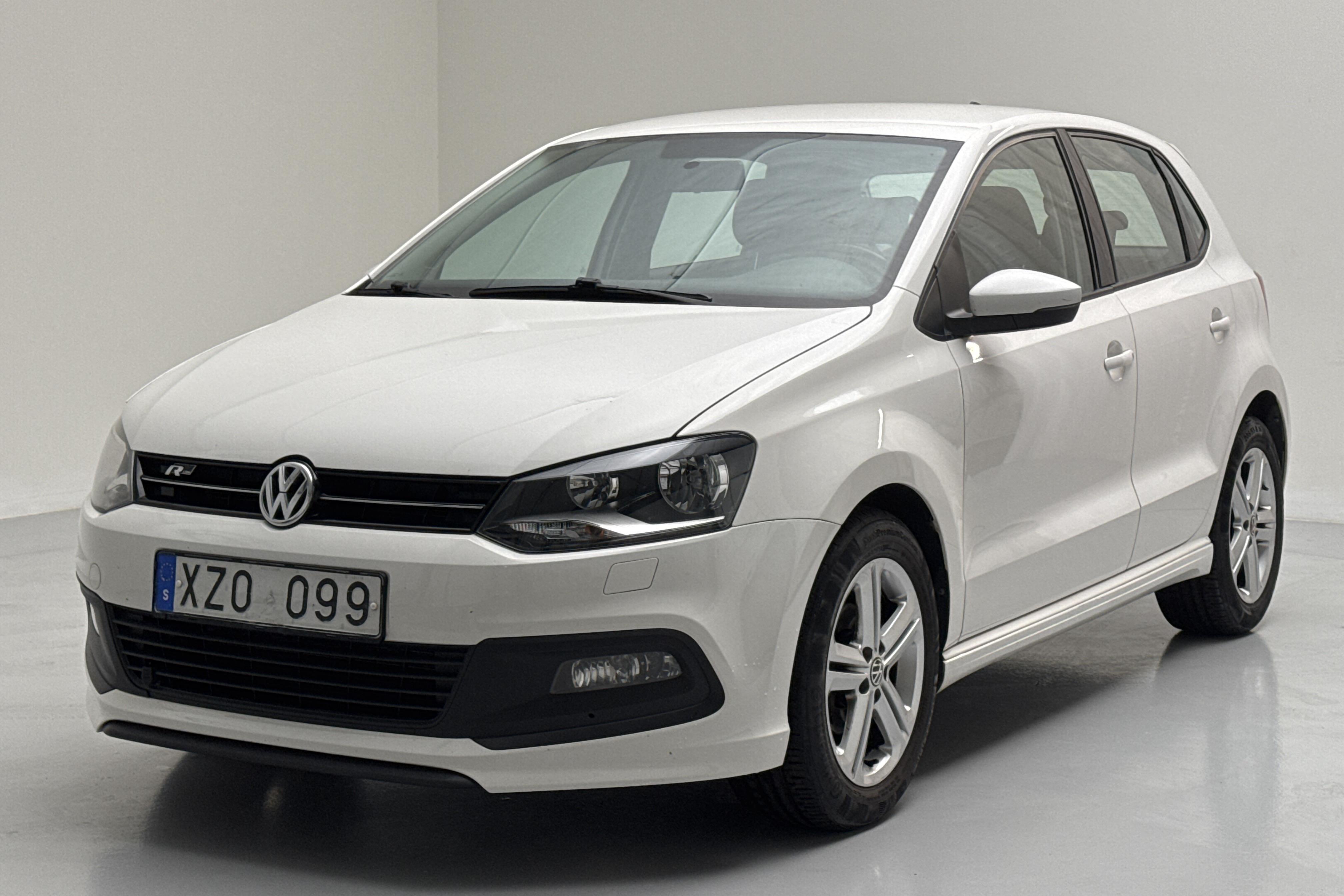 VW Polo 1.2 TSI 5dr (90hk) - 15 141 mil - Manuell - vit - 2014