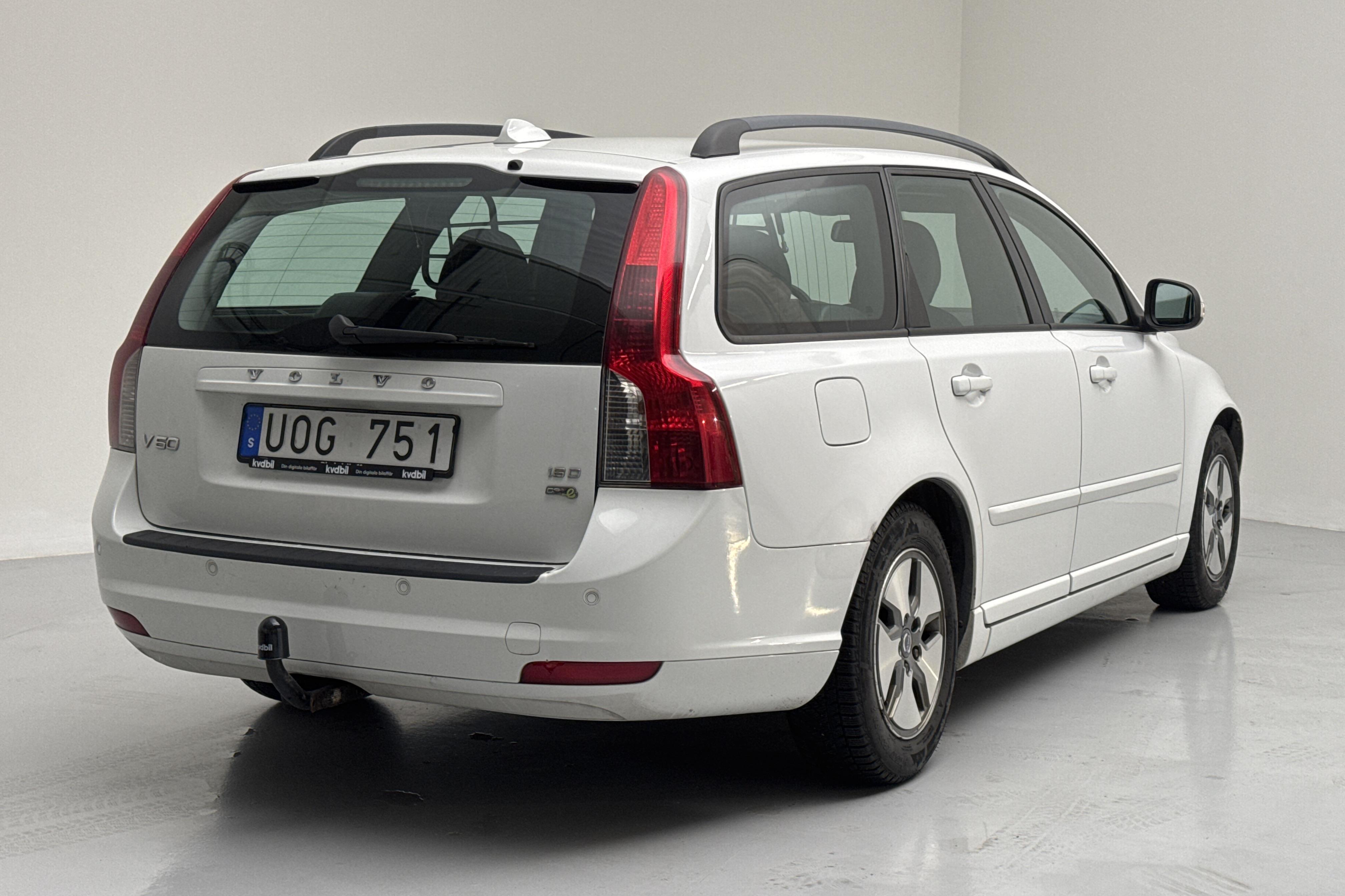 Volvo V50 1.6D DRIVe (109hk) - 202 160 km - Manual - white - 2010