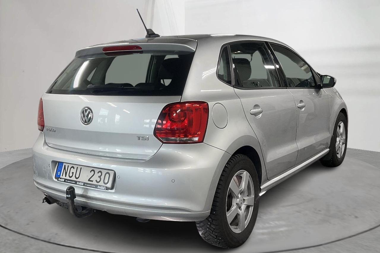 VW Polo 1.2 TSI 5dr (90hk) - 9 166 mil - Manuell - silver - 2013