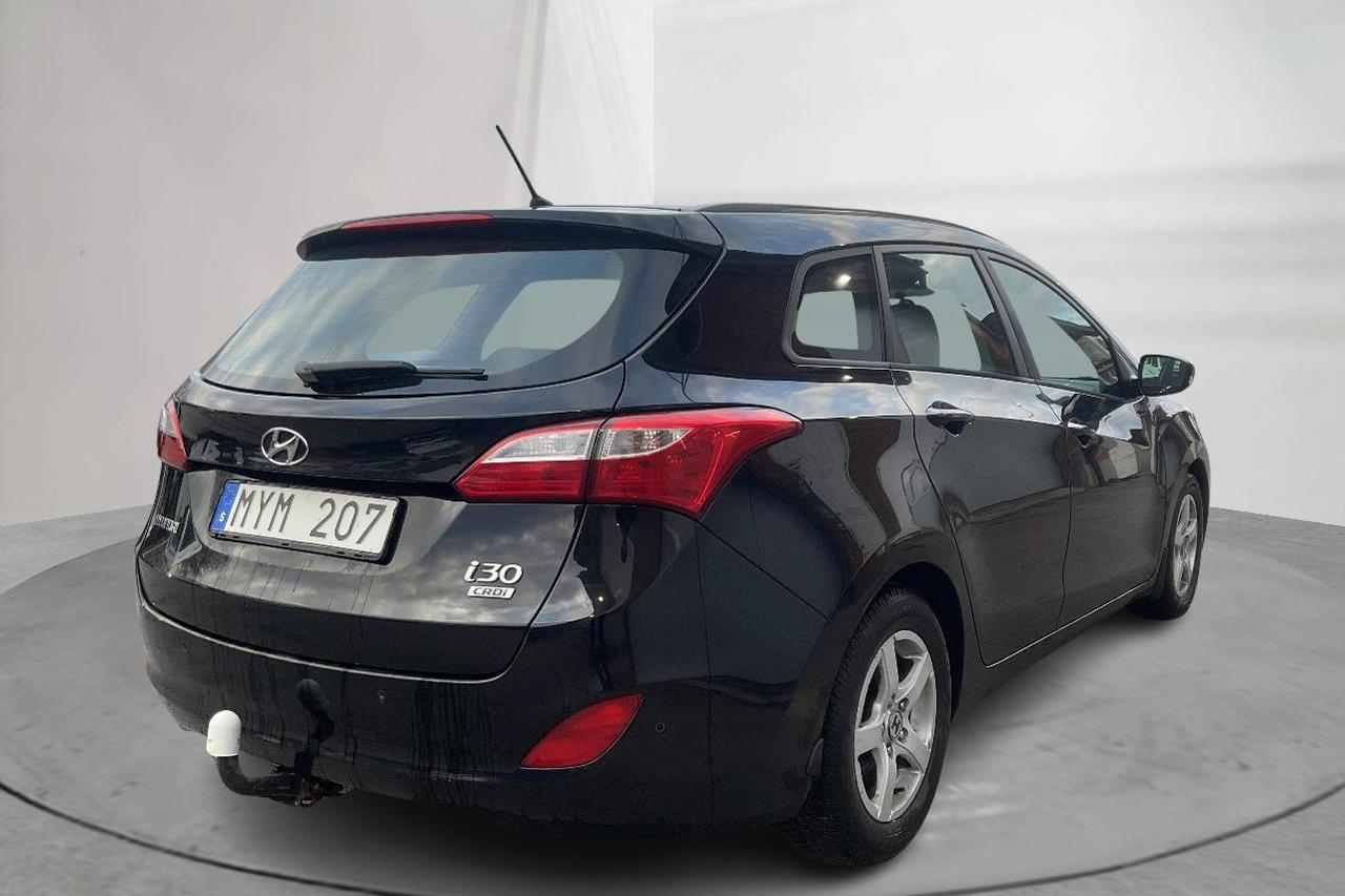 Hyundai i30 1.6 CRDi Kombi (110hk) - 158 590 km - Manualna - czarny - 2013