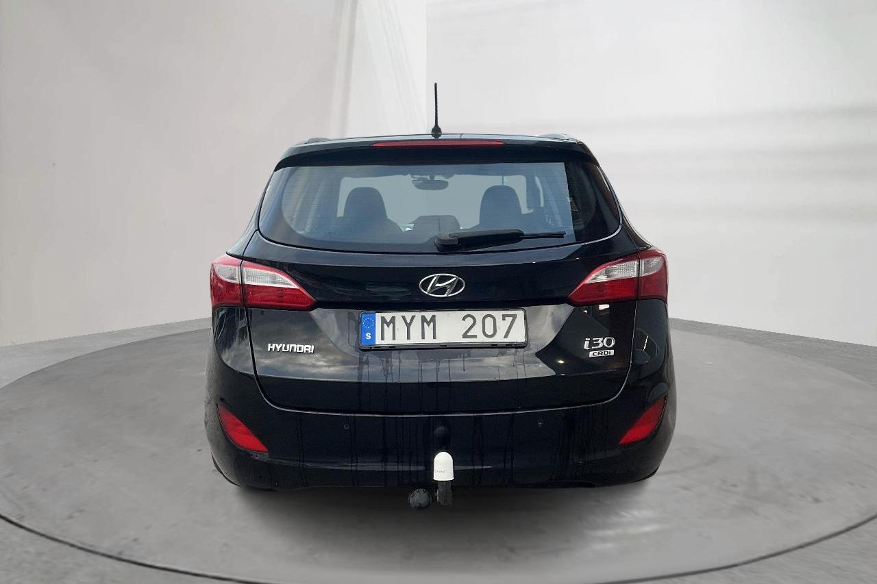 Hyundai i30 1.6 CRDi Kombi (110hk) - 158 590 km - Manualna - czarny - 2013