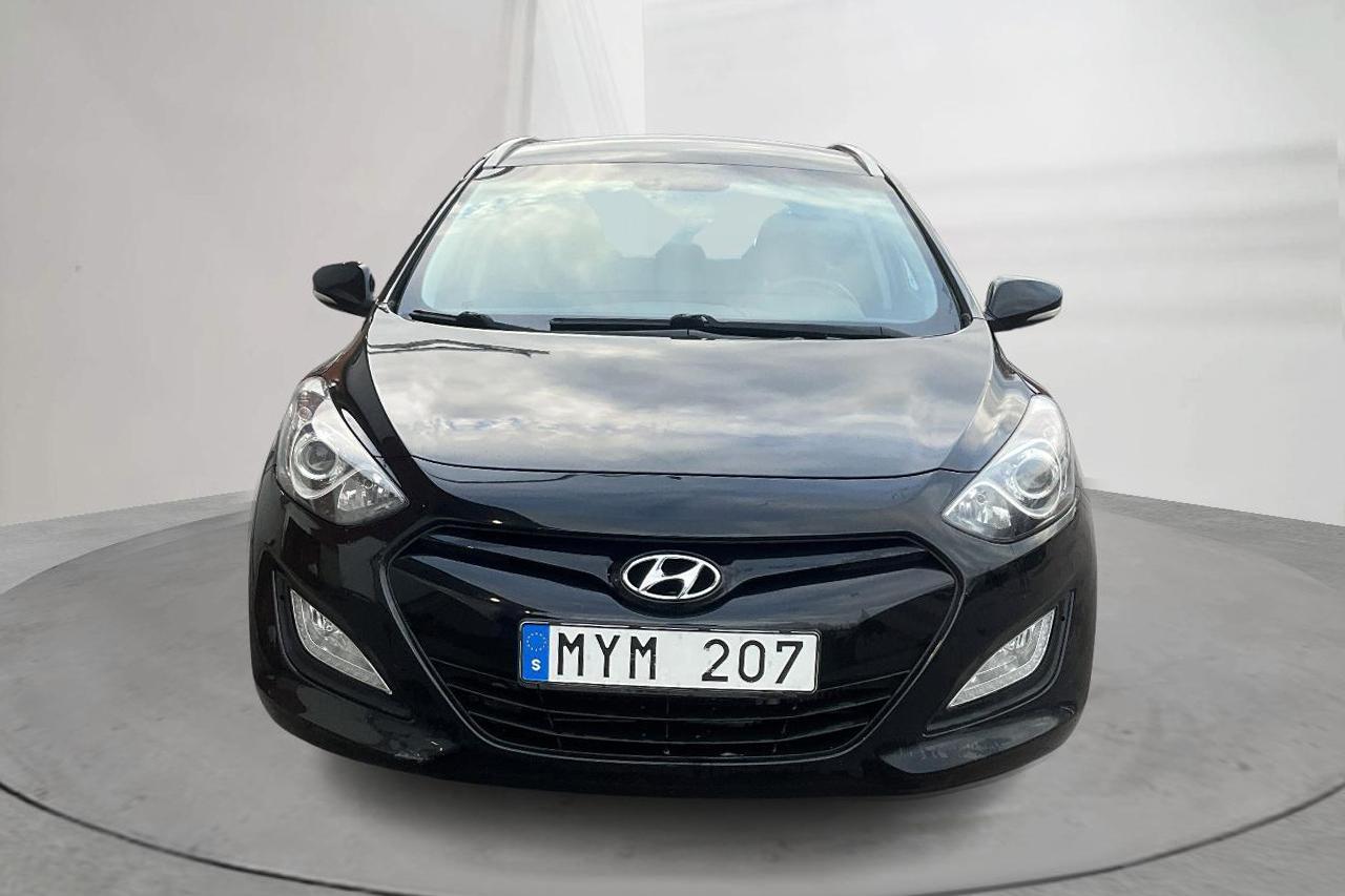 Hyundai i30 1.6 CRDi Kombi (110hk) - 158 590 km - Manualna - czarny - 2013