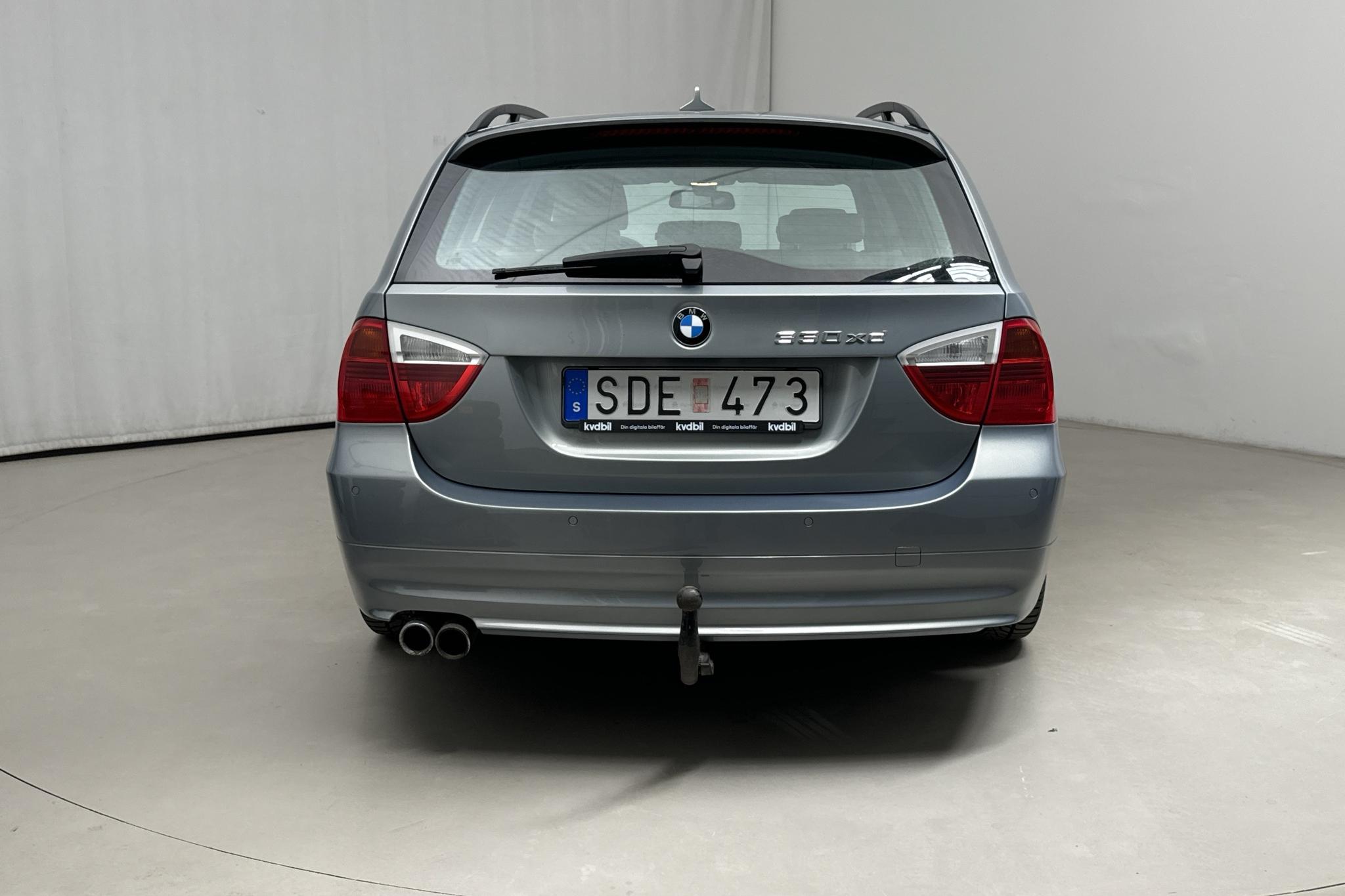 BMW 330xd Touring, E91 (231hk) - 24 528 mil - Automat - grå - 2007