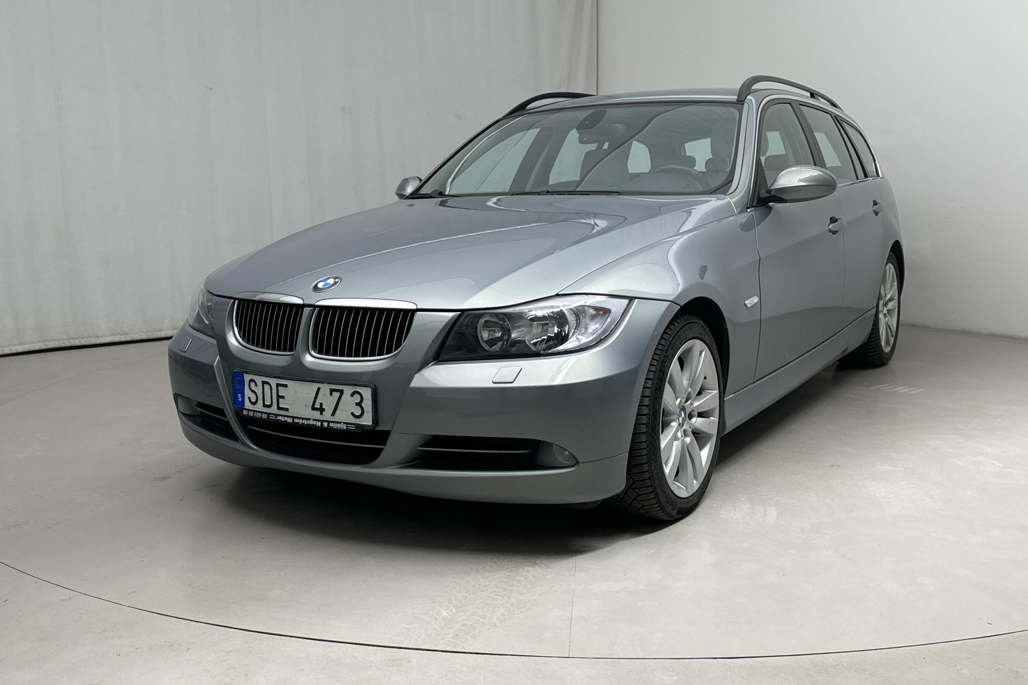 BMW 330xd Touring, E91 (231hk) - 24 528 mil - Automat - grå - 2007