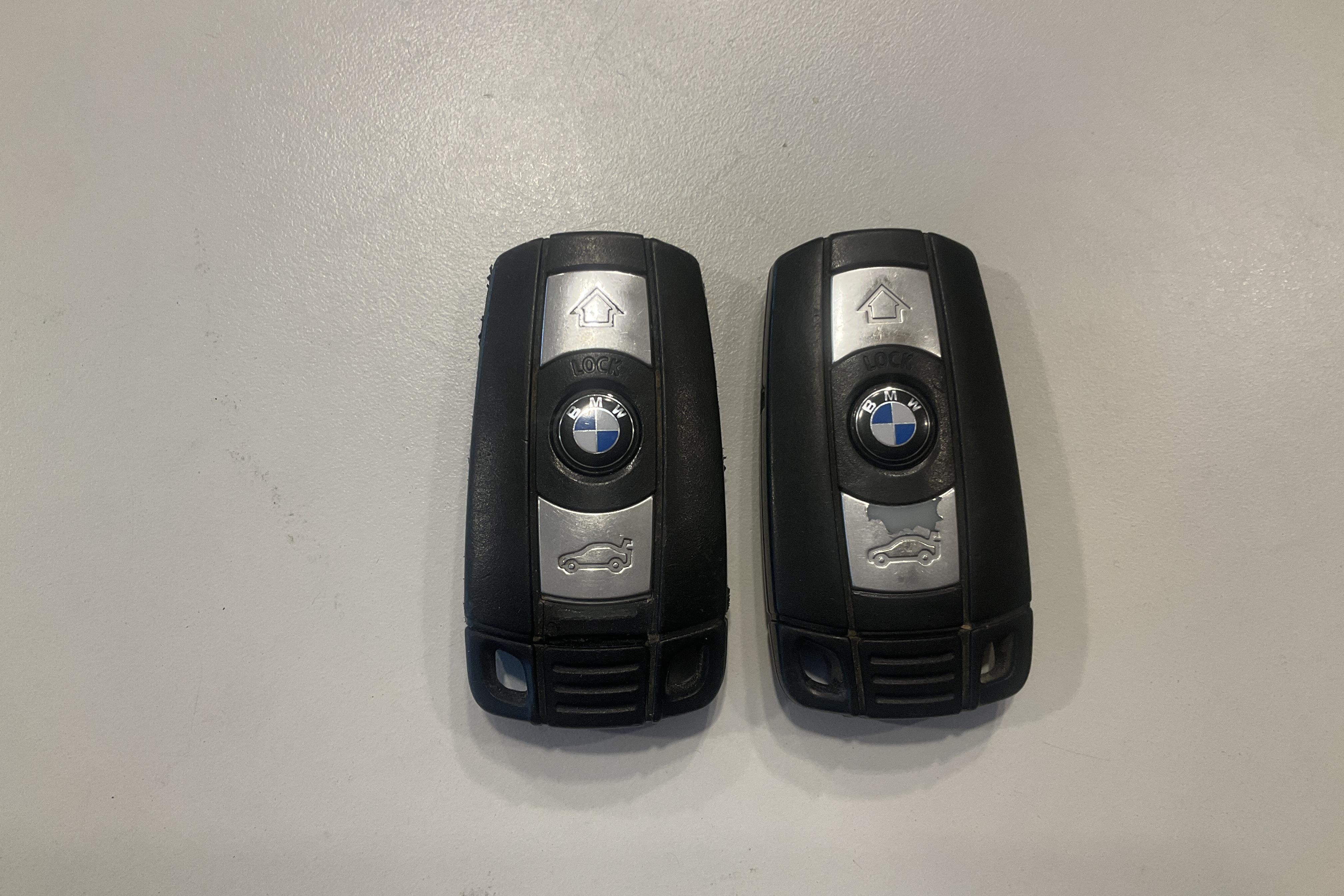 BMW 330xd Touring, E91 (231hk) - 24 528 mil - Automat - grå - 2007