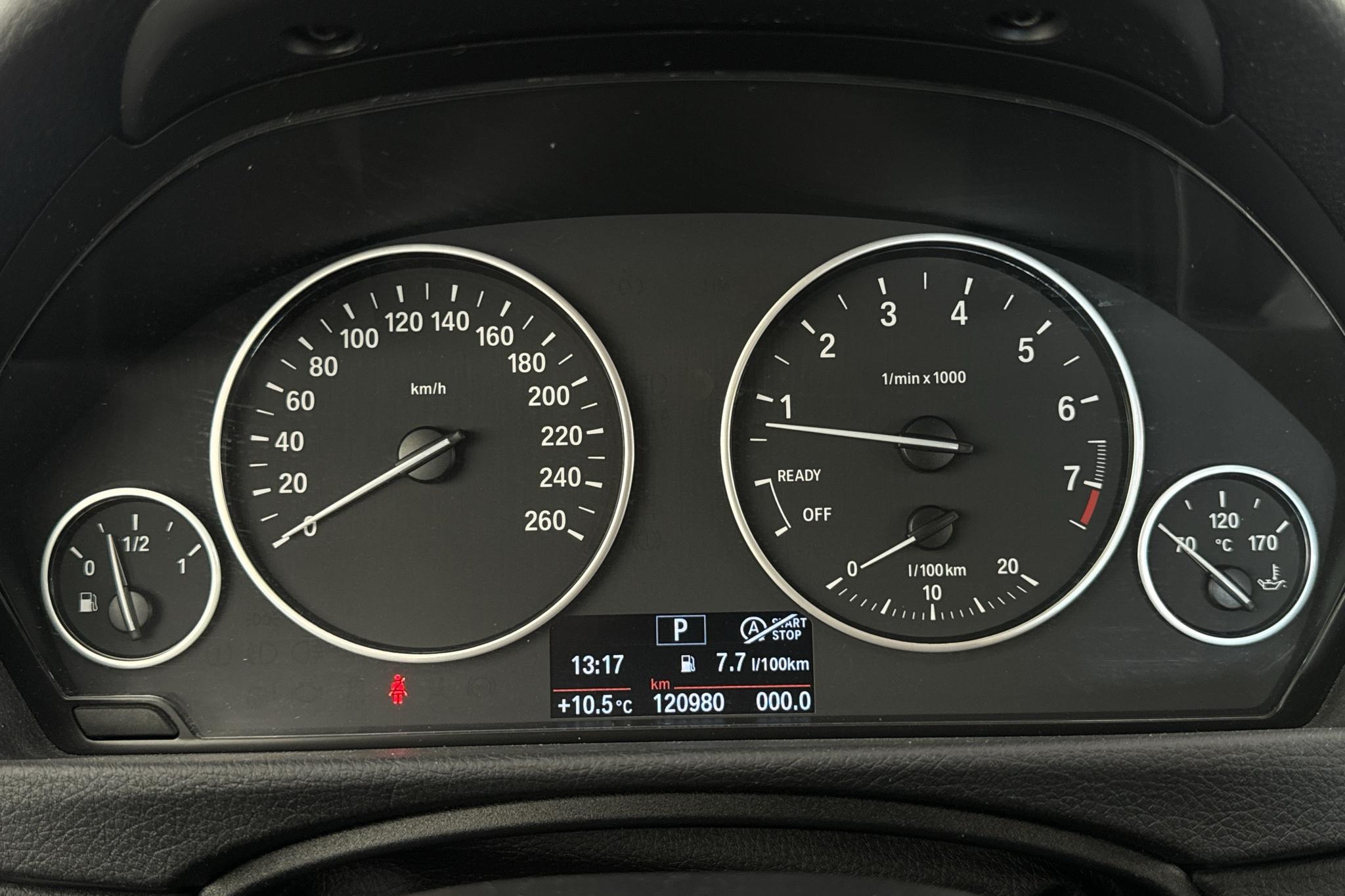 BMW 328i xDrive Sedan, F30 (245hk) - 120 980 km - Automaattinen - harmaa - 2013