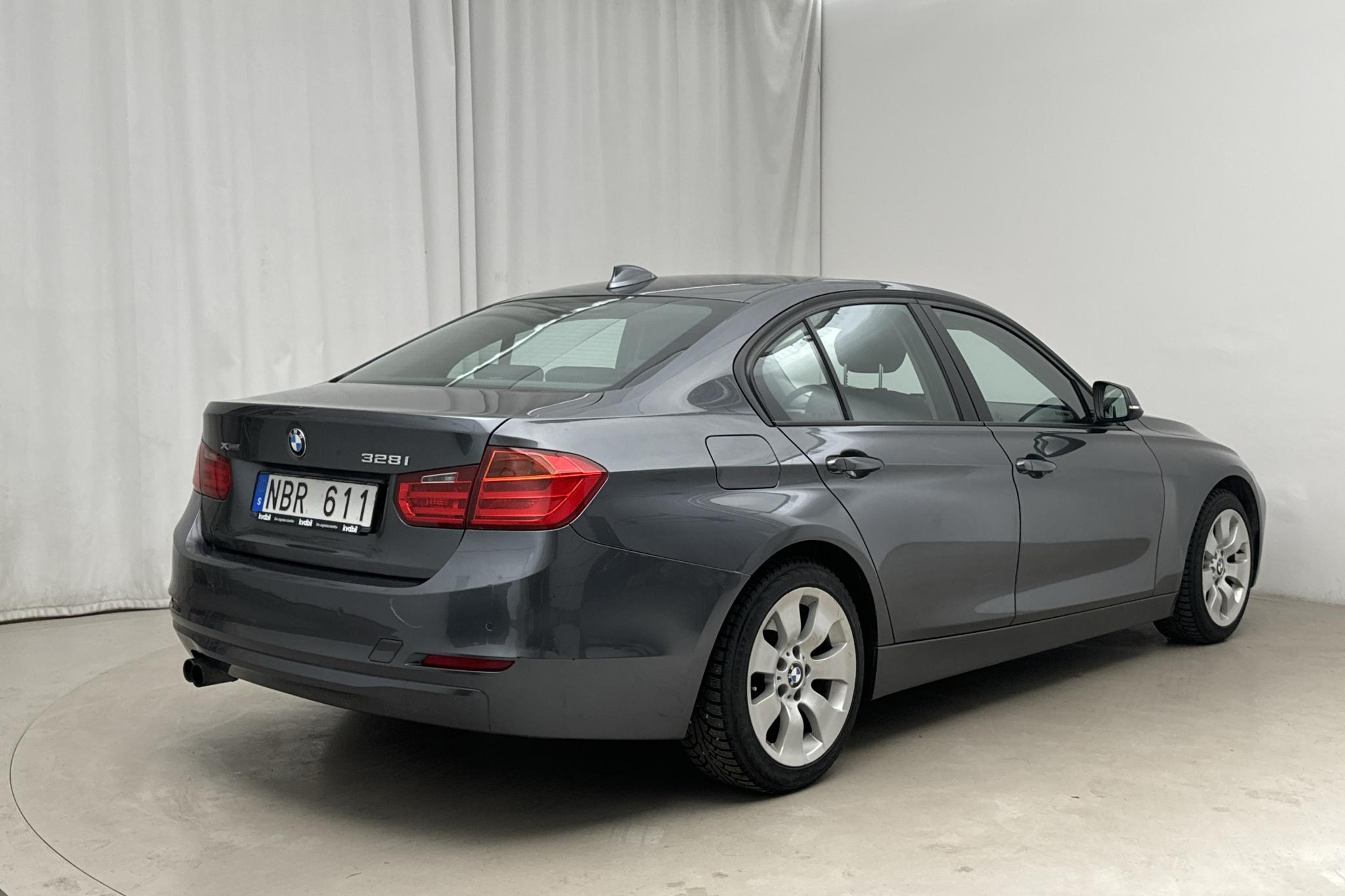 BMW 328i xDrive Sedan, F30 (245hk) - 120 980 km - Automaattinen - harmaa - 2013