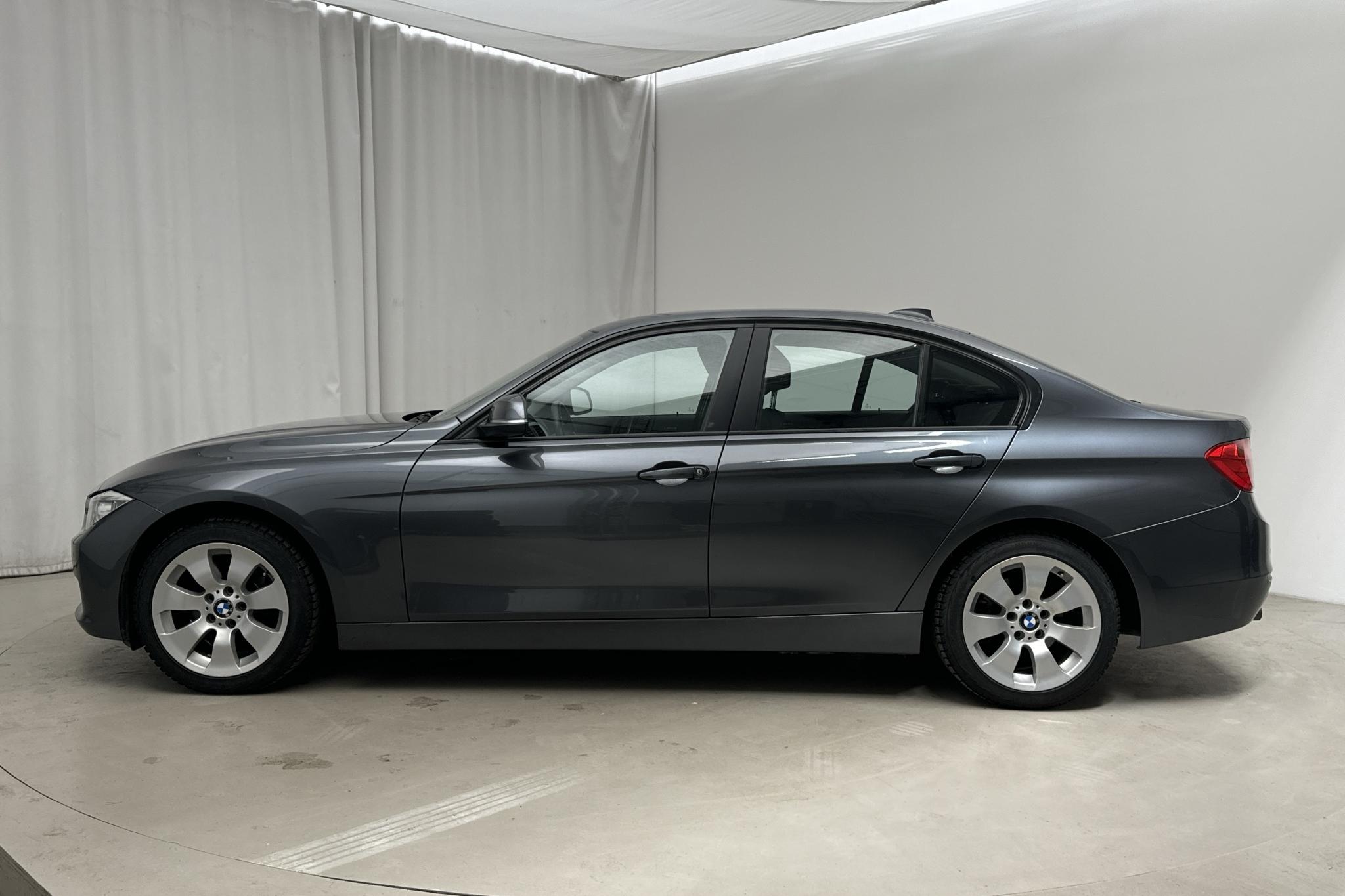 BMW 328i xDrive Sedan, F30 (245hk) - 120 980 km - Automaattinen - harmaa - 2013