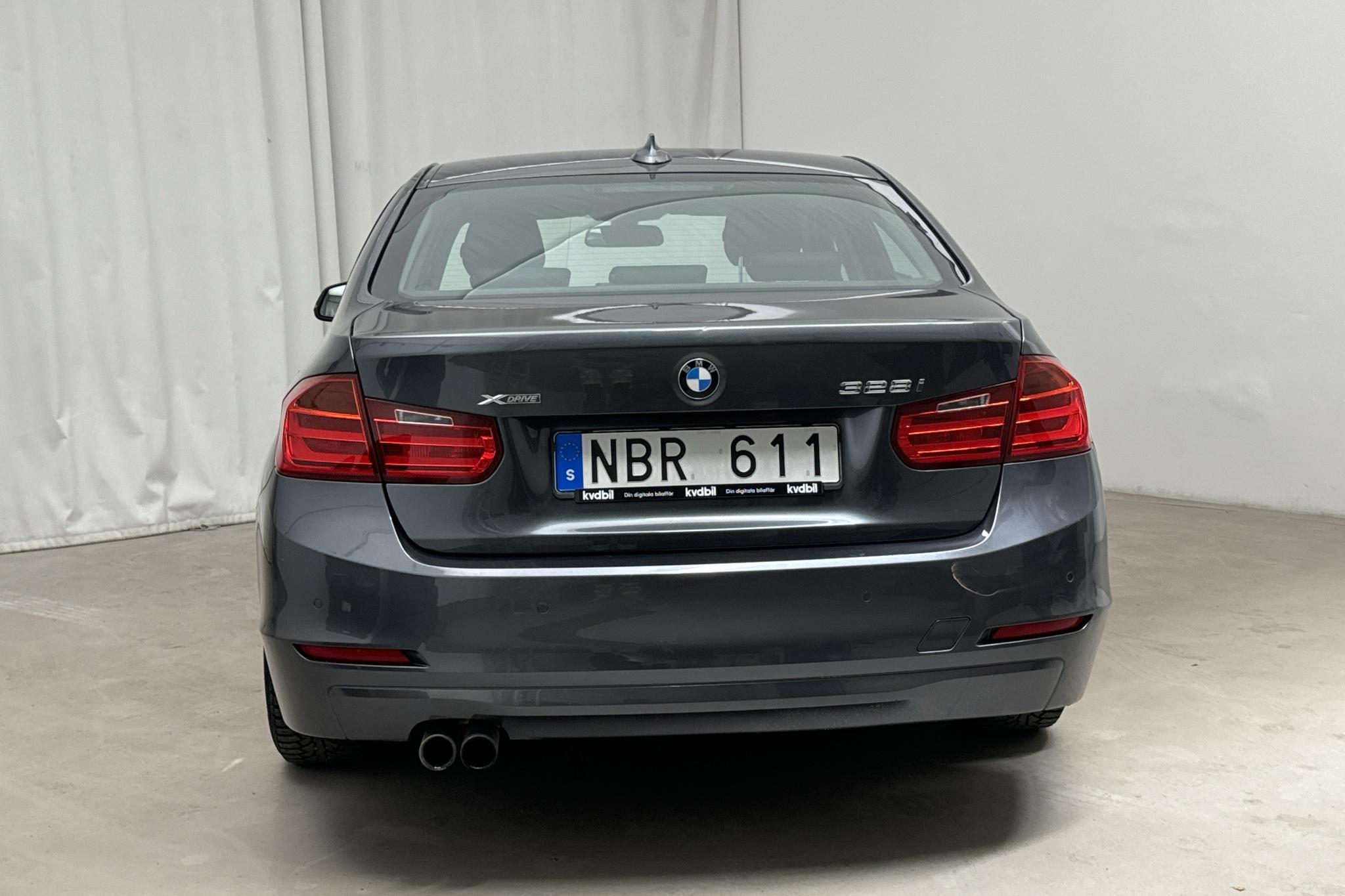 BMW 328i xDrive Sedan, F30 (245hk) - 120 980 km - Automaattinen - harmaa - 2013