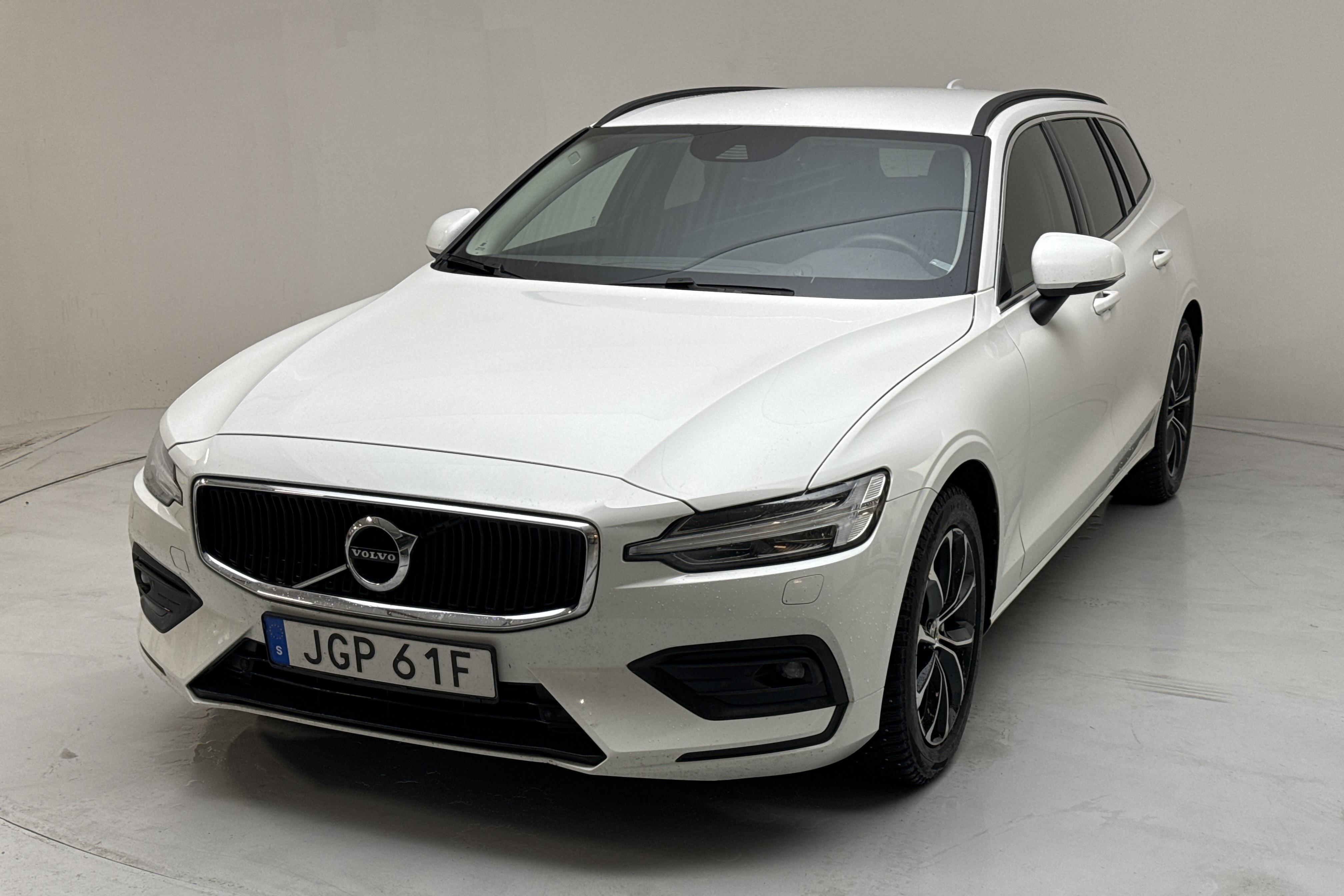 Volvo V60 B4 Mildhybrid, Diesel (197hk) - 13 566 mil - Automat - vit - 2022