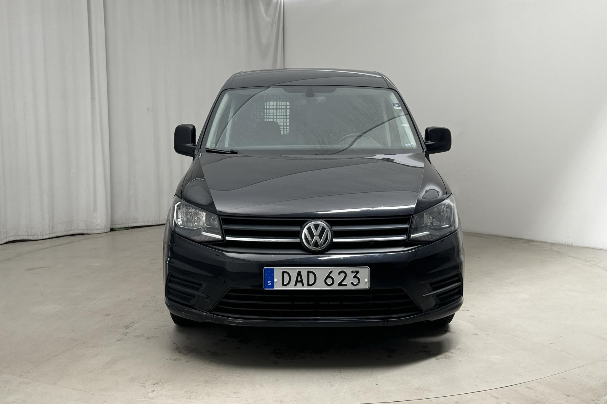 VW Caddy 2.0 TDI Skåp (102hk) - 97 190 km - Automaatne - must - 2018