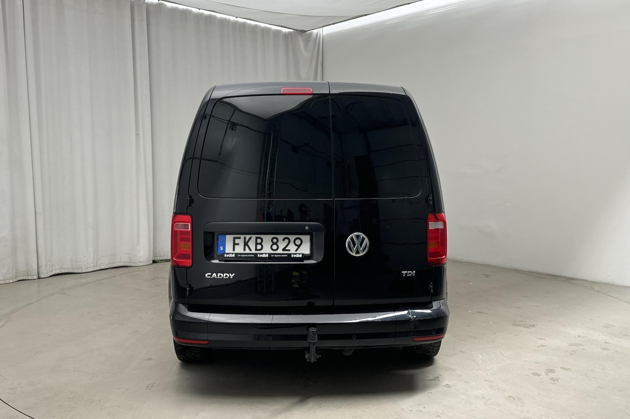 VW Caddy 2.0 TDI Skåp (102hk) - 104 370 km - Automaatne - must - 2018