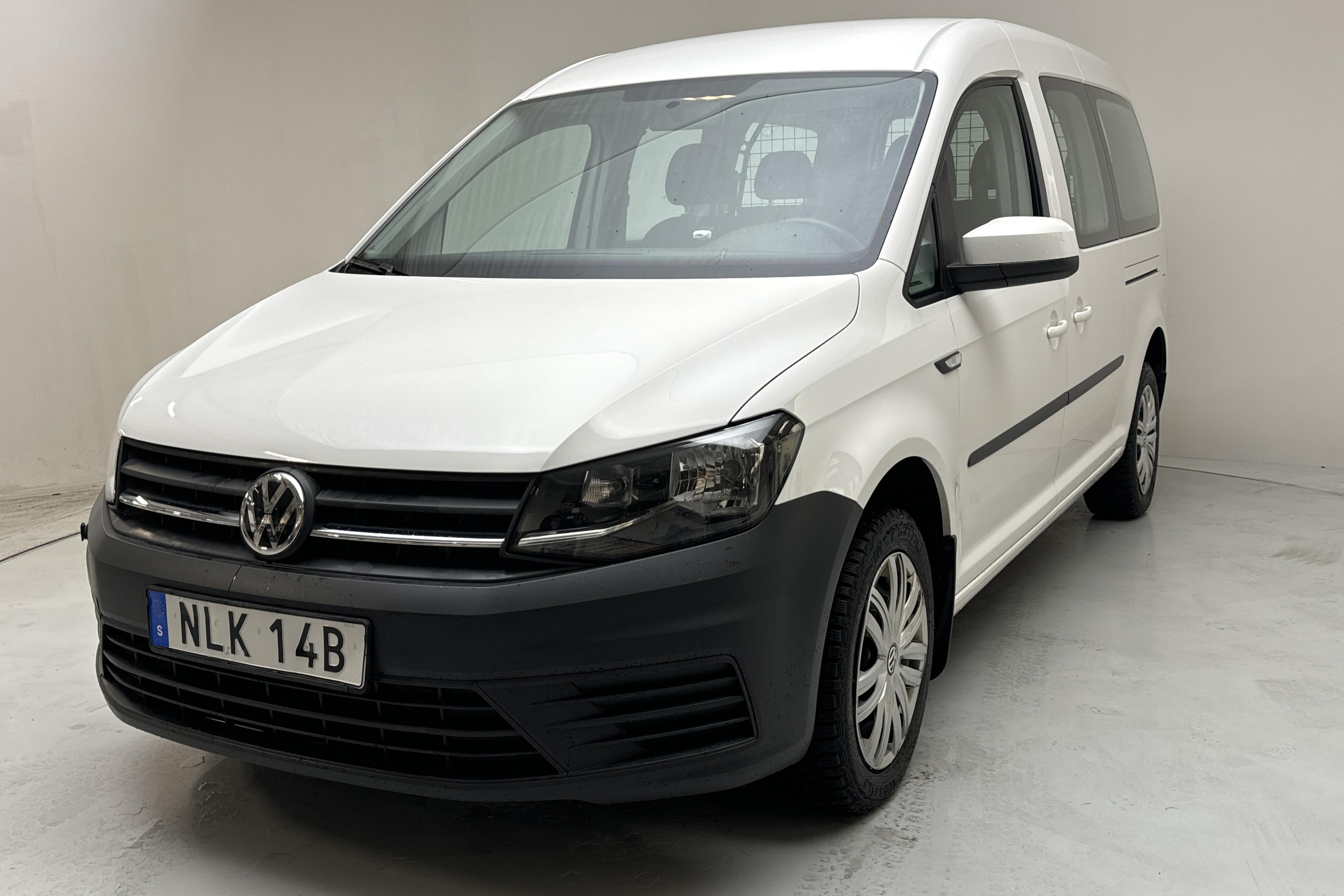 VW Caddy 2.0 TDI Maxi Life (102hk) - 72 900 km - Automaattinen - valkoinen - 2019