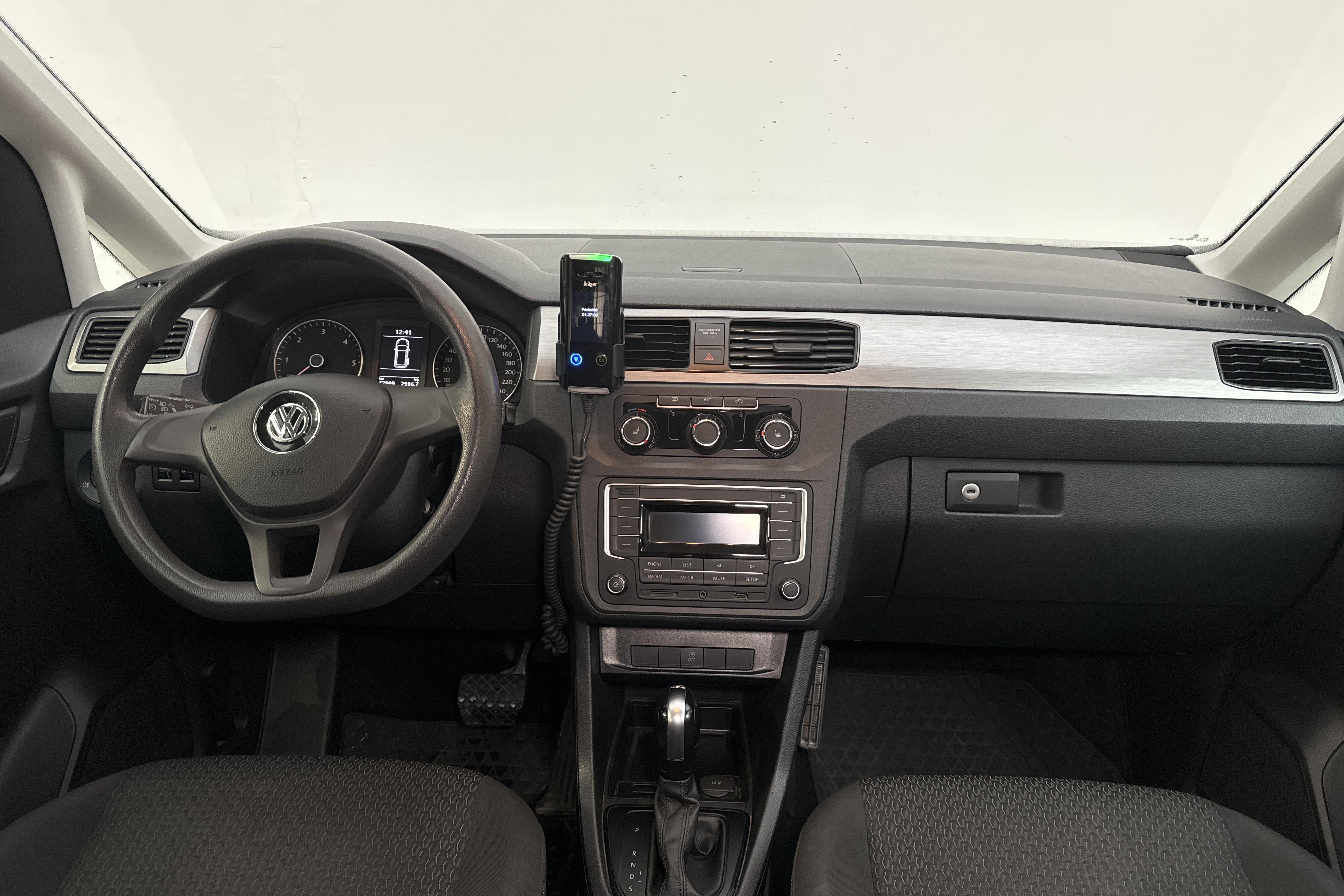 VW Caddy 2.0 TDI Maxi Life (102hk) - 72 900 km - Automaattinen - valkoinen - 2019