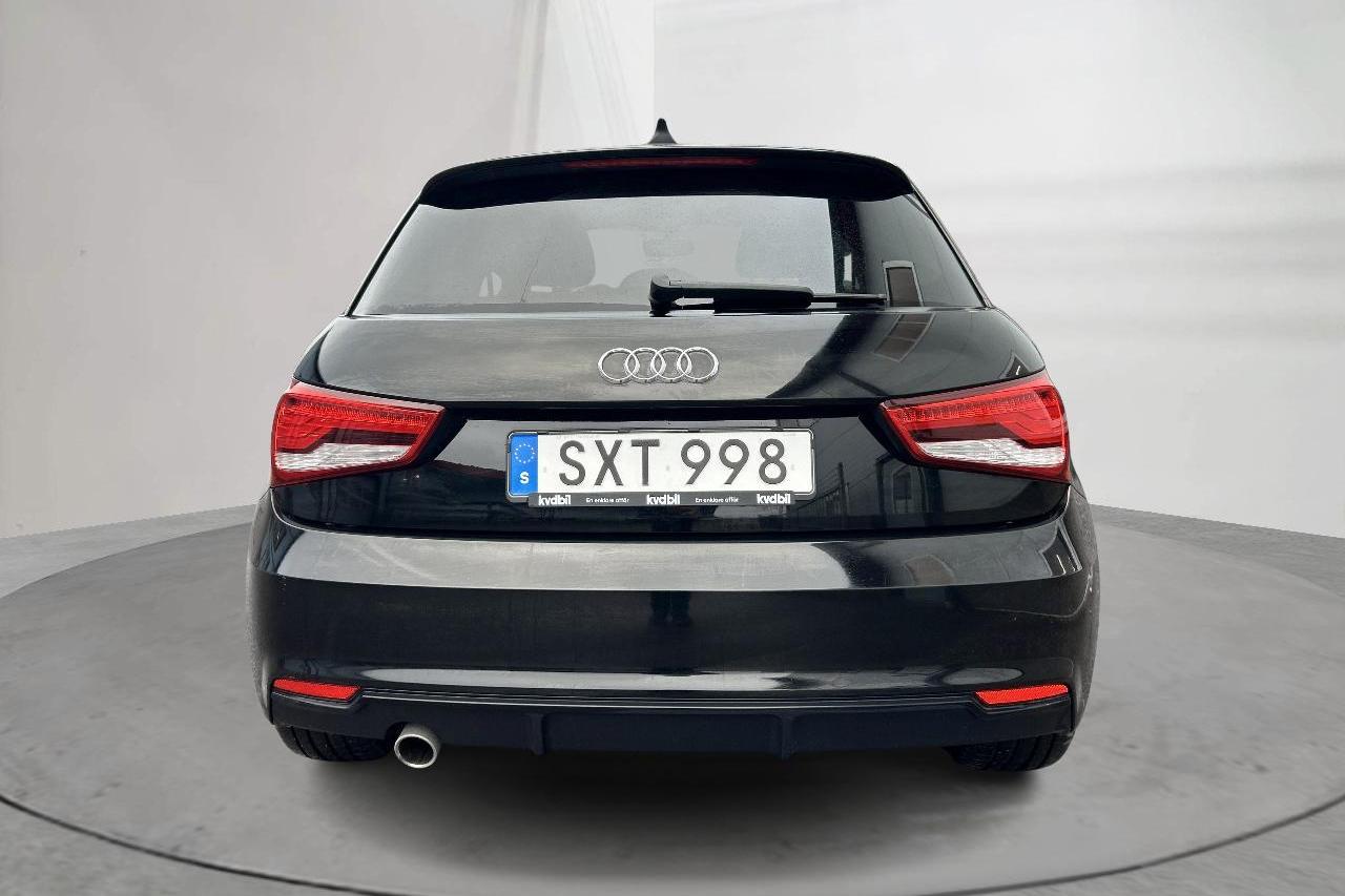 Audi A1 1.4 TDI Sportback (90hk) - 8 102 mil - Manuell - svart - 2015